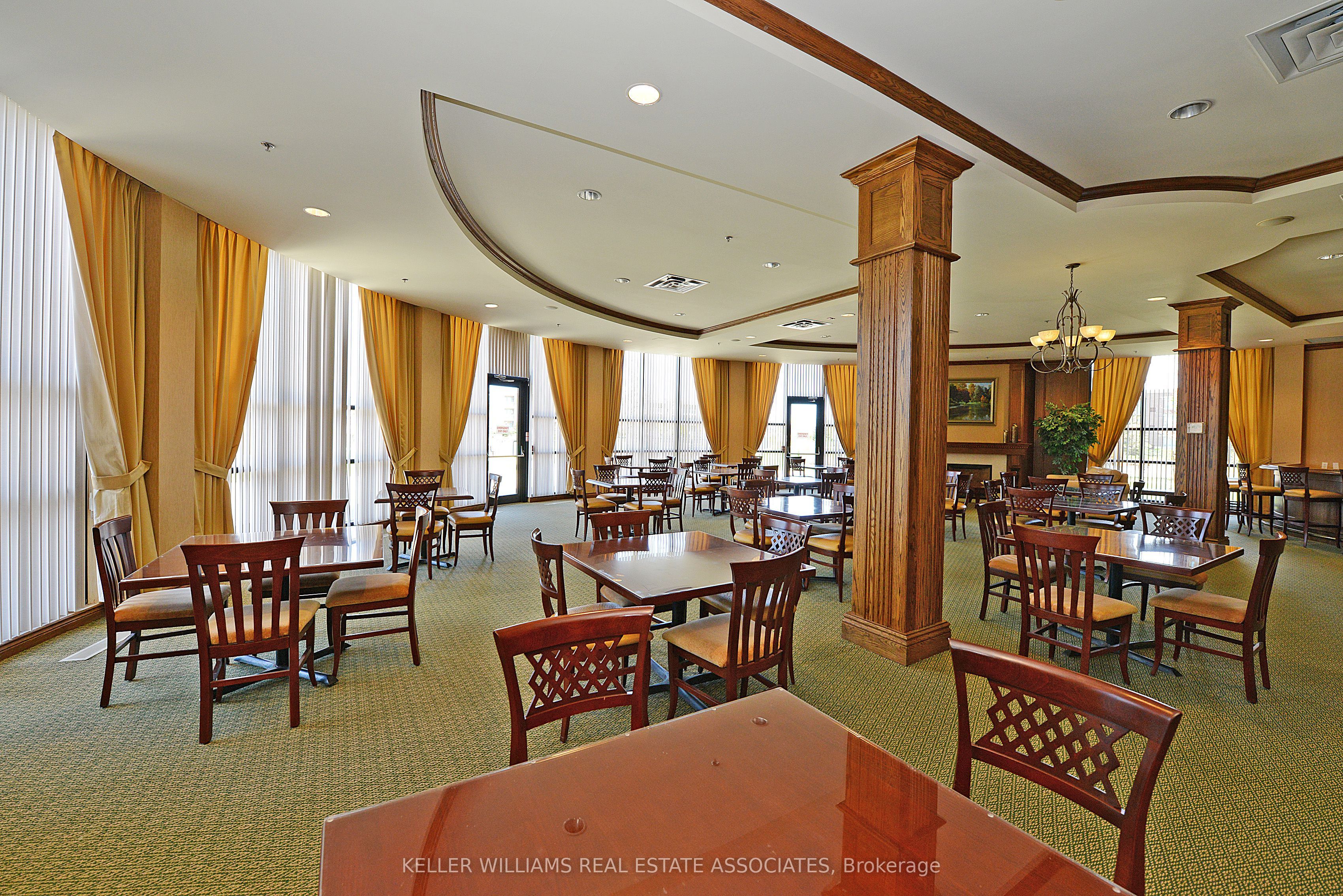 #208 - 35 Via Rosedale Property Photo 7
