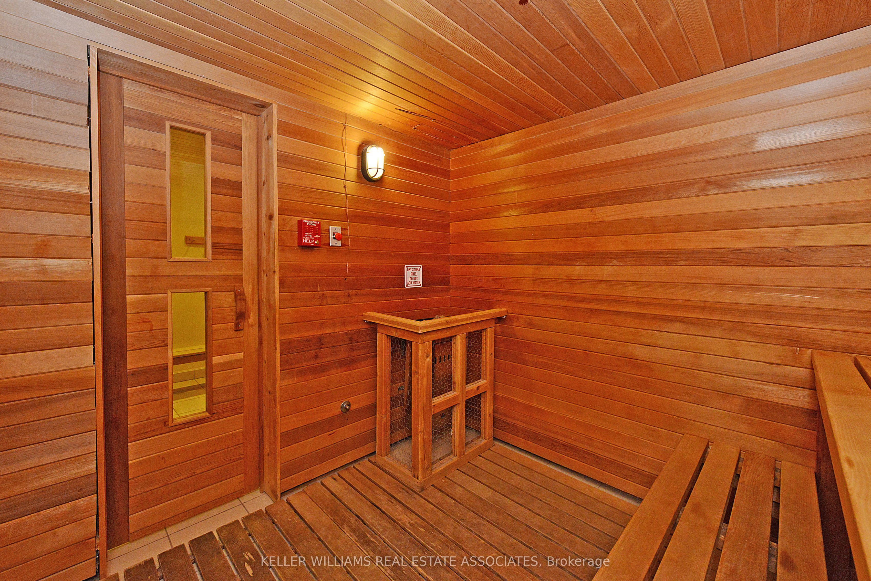 #208 - 35 Via Rosedale Property Photo 11