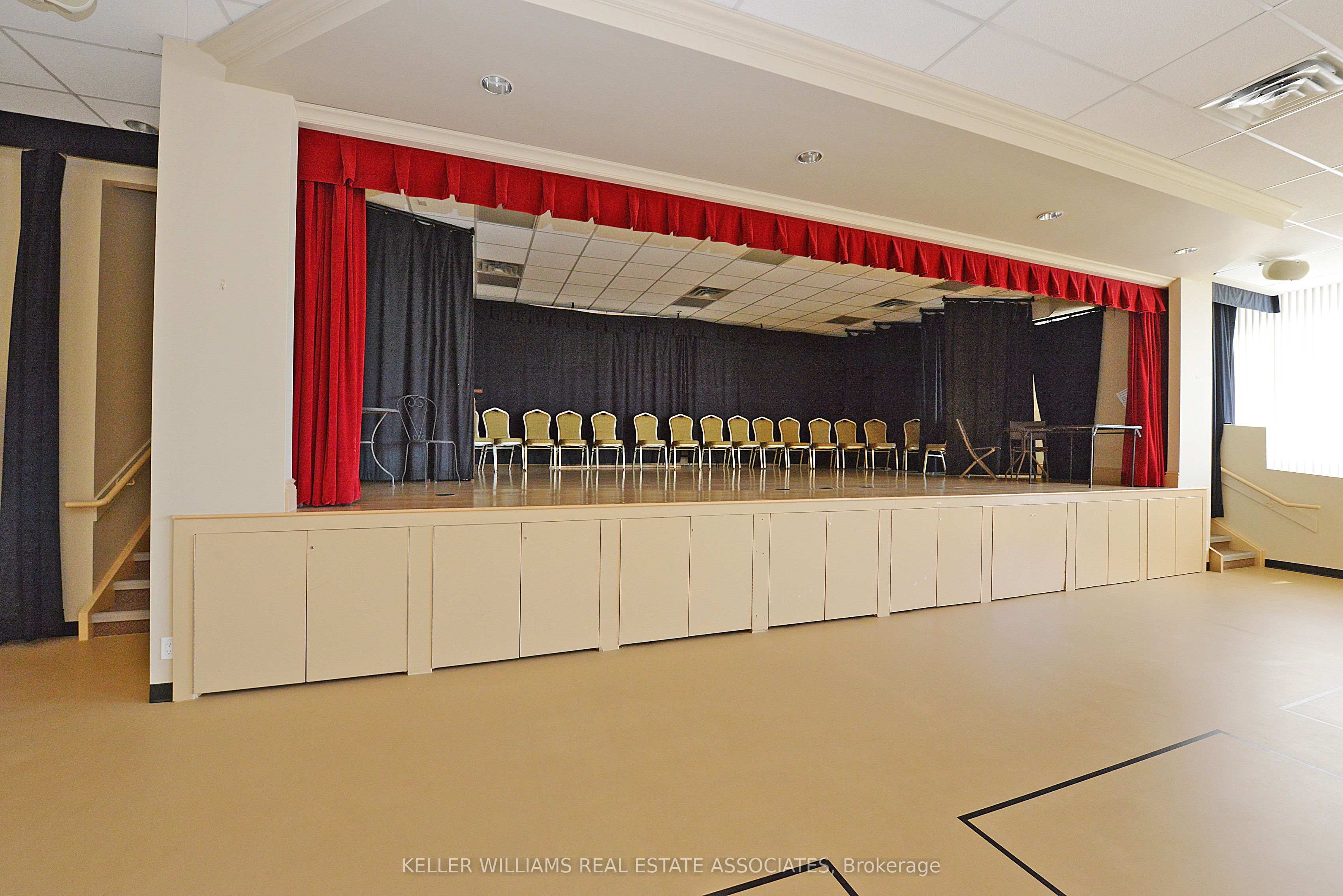 #208 - 35 Via Rosedale Property Photo 15