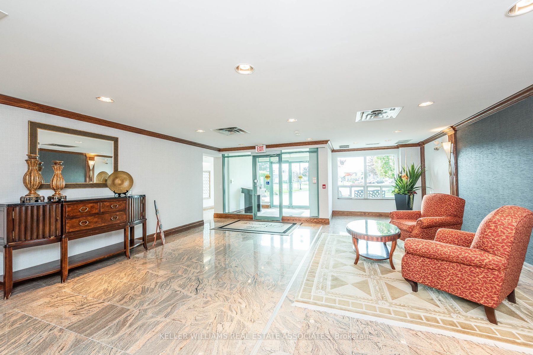 #208 - 35 Via Rosedale Property Photo 19