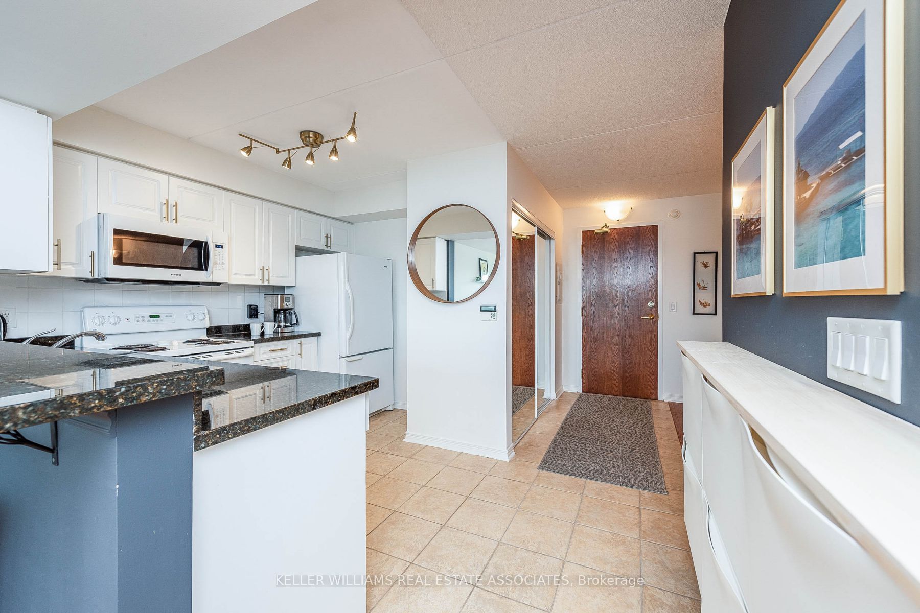 #208 - 35 Via Rosedale Property Photo 27
