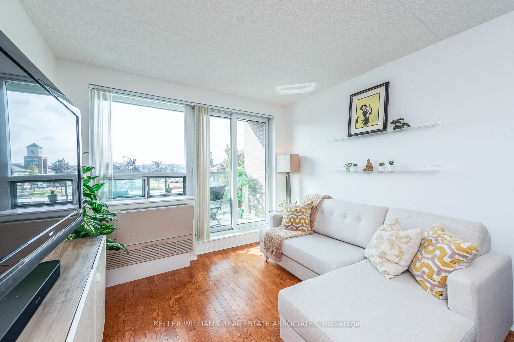 #208 - 35 Via Rosedale Property Photo 31