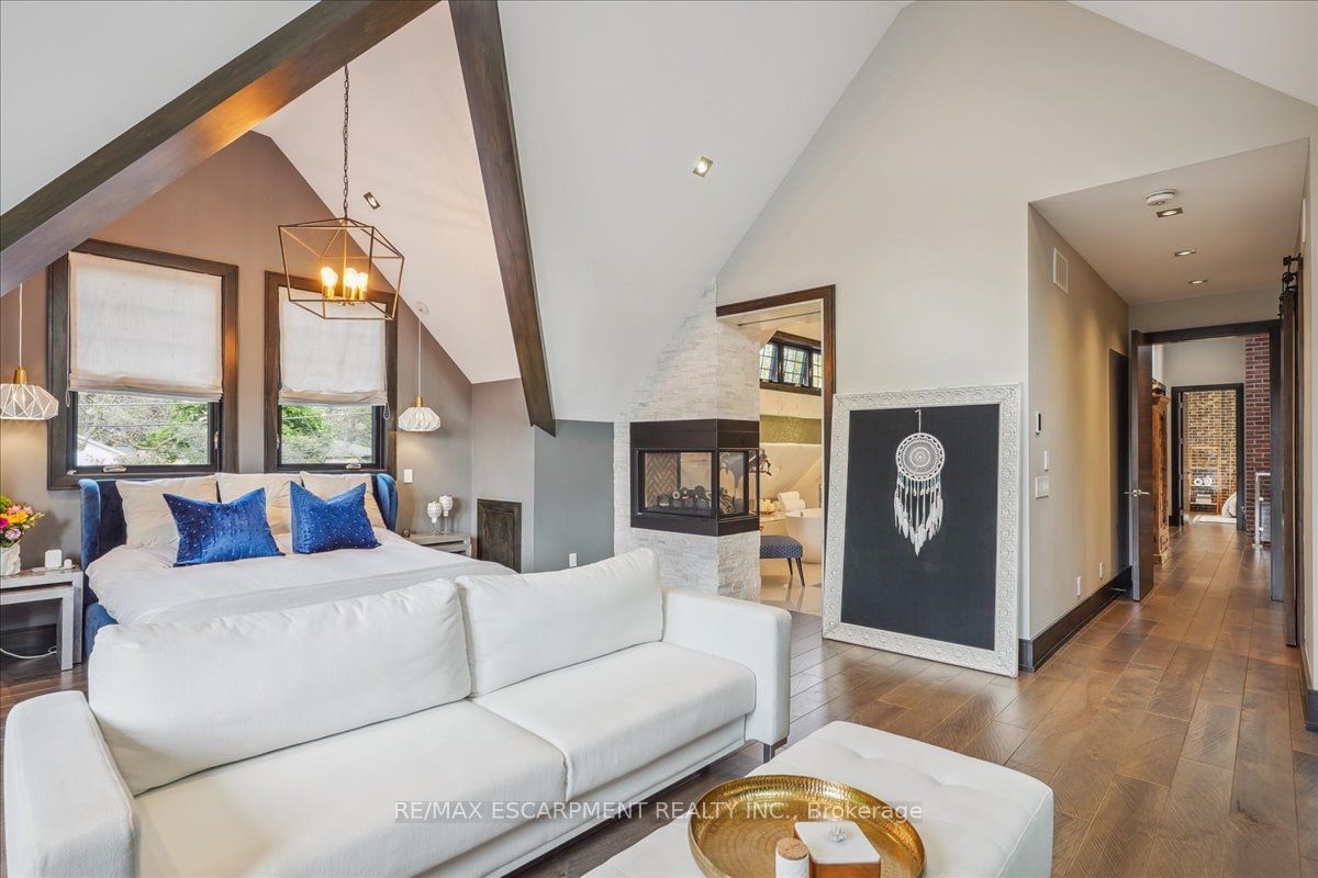 1031 Welwyn Drive Property Photo 15