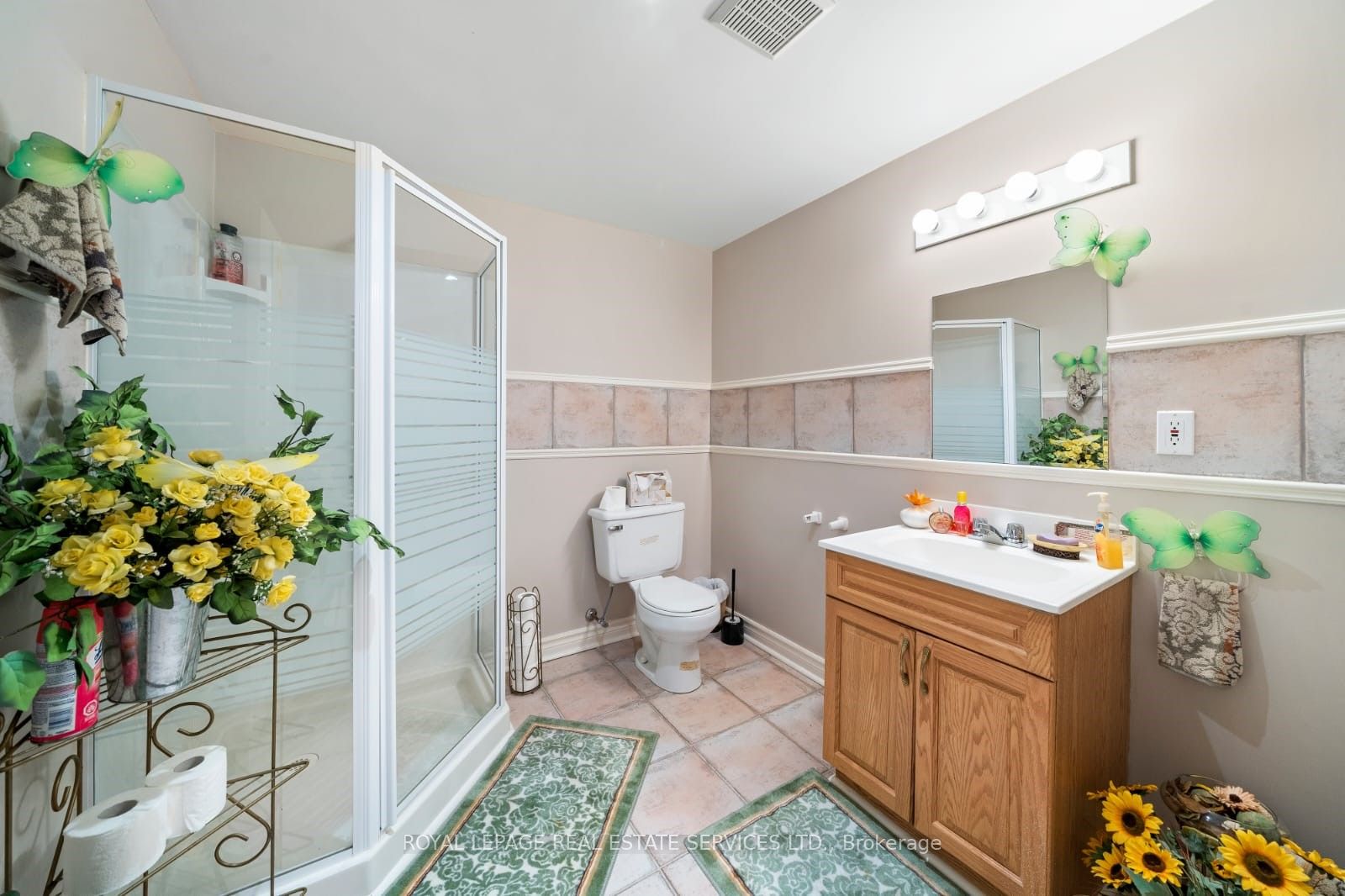 2166 Erin Centre Boulevard Property Photo 12