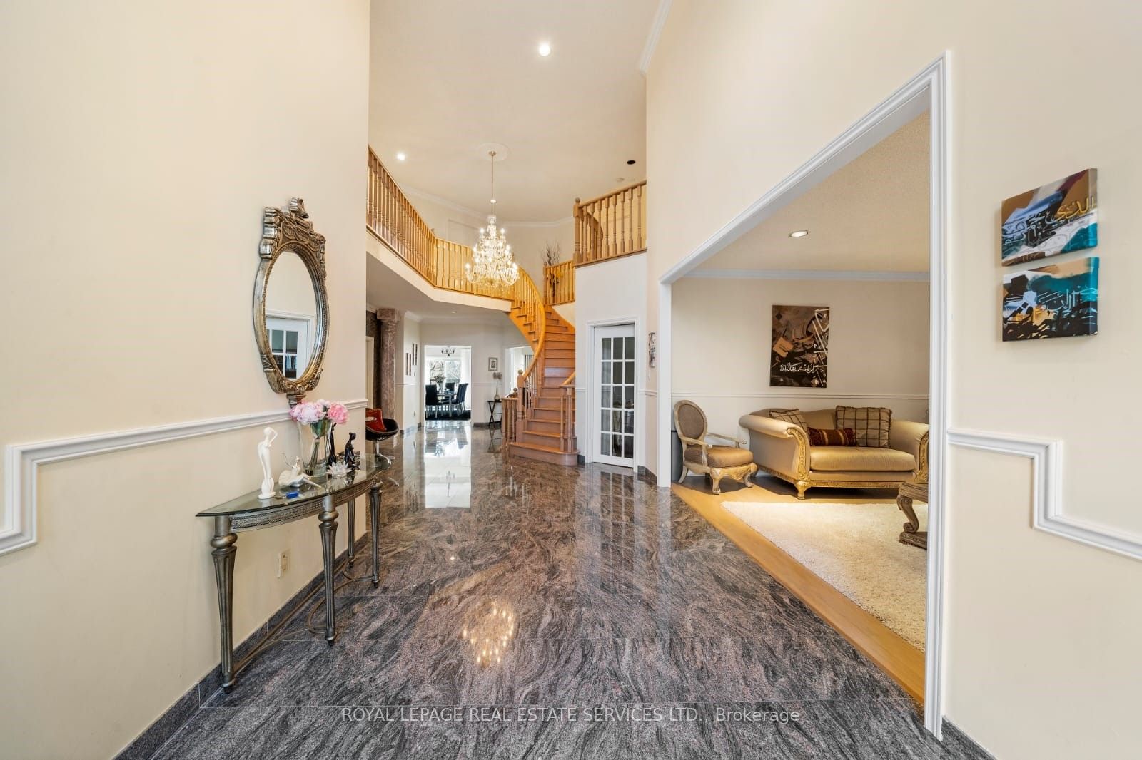 2166 Erin Centre Boulevard Property Photo 16