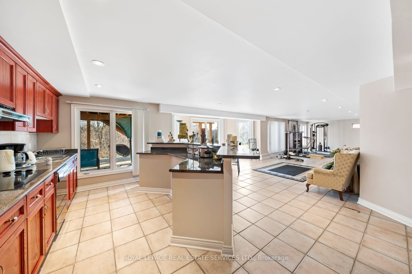 2166 Erin Centre Boulevard Property Photo 35