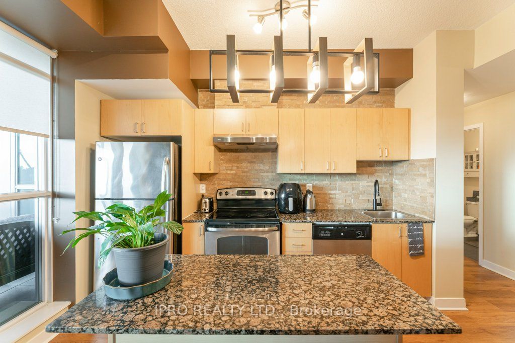 #408 - 155 Legion Road Property Photo 8