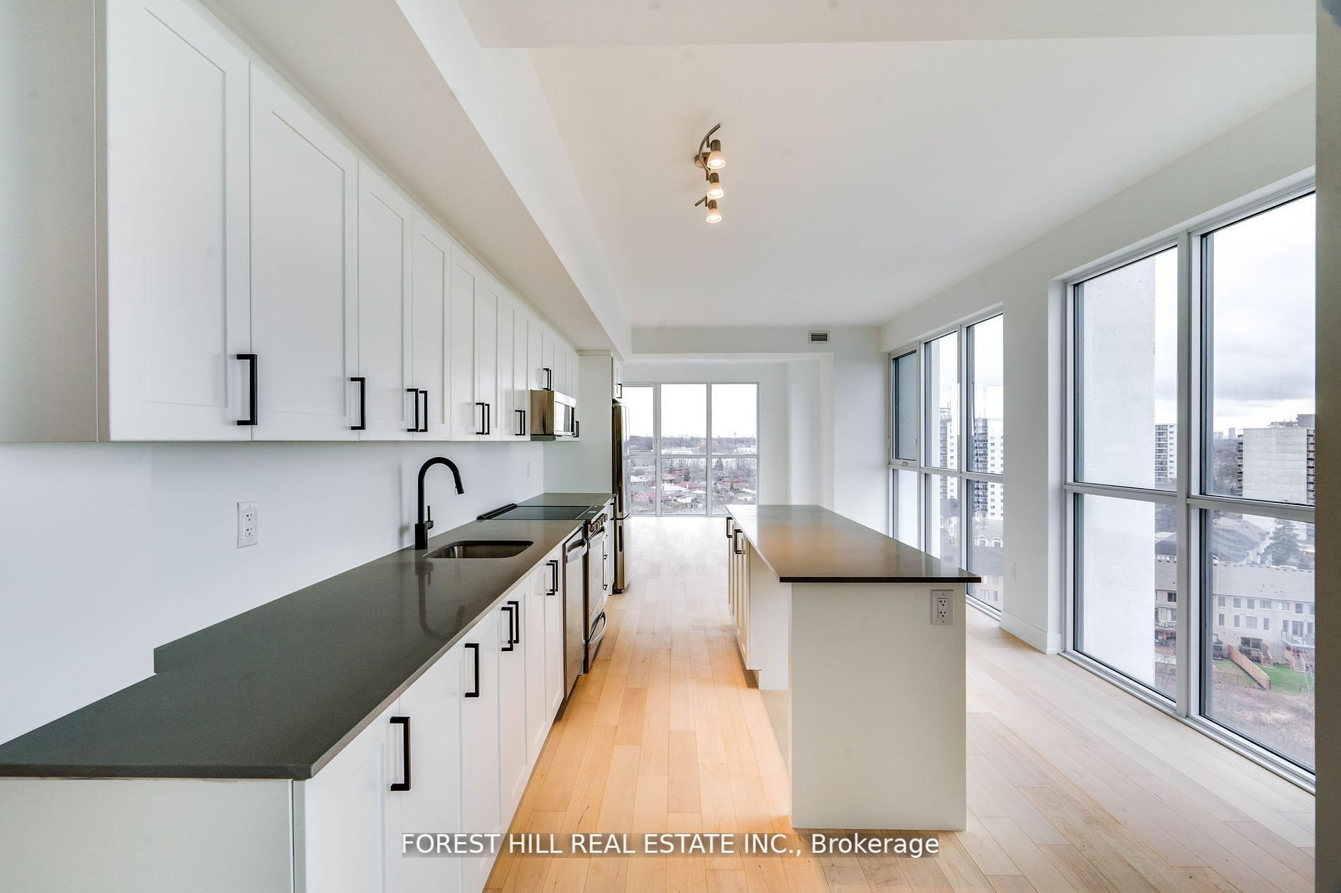 #1002 - 1063 Douglas Mccurdy Comm Circle Property Photo 9