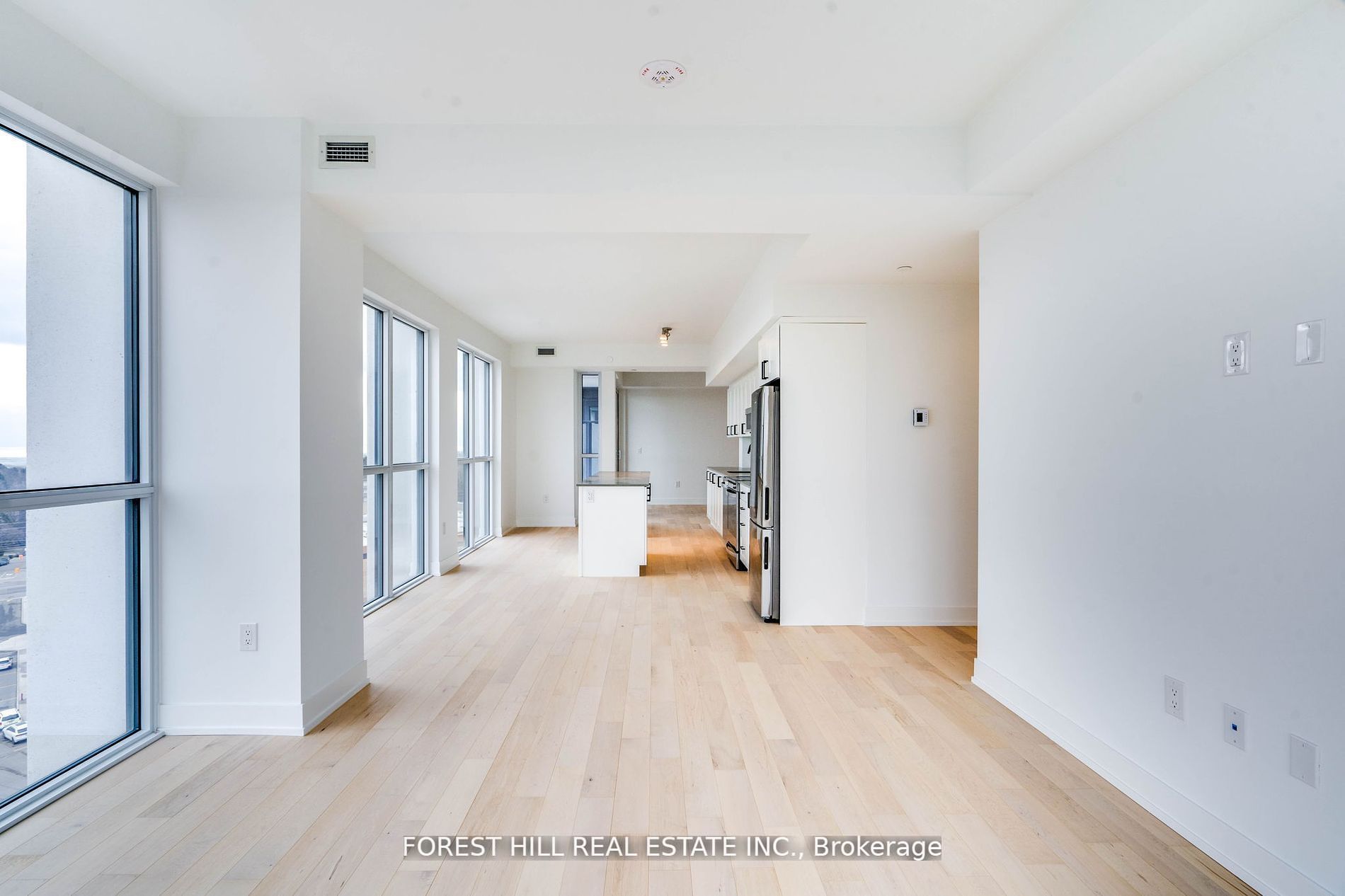 #1002 - 1063 Douglas Mccurdy Comm Circle Property Photo 17