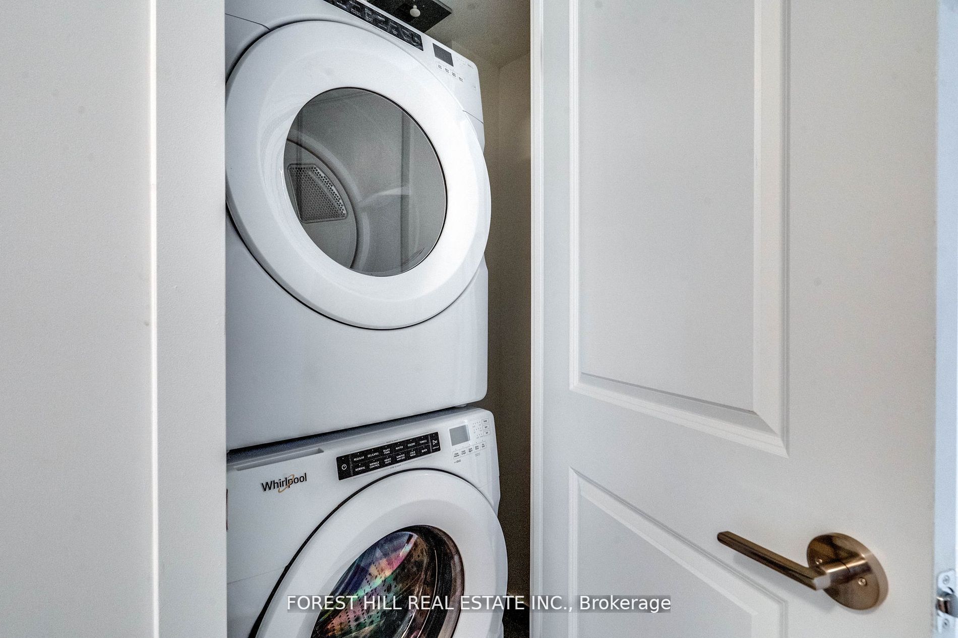 #1002 - 1063 Douglas Mccurdy Comm Circle Property Photo 29