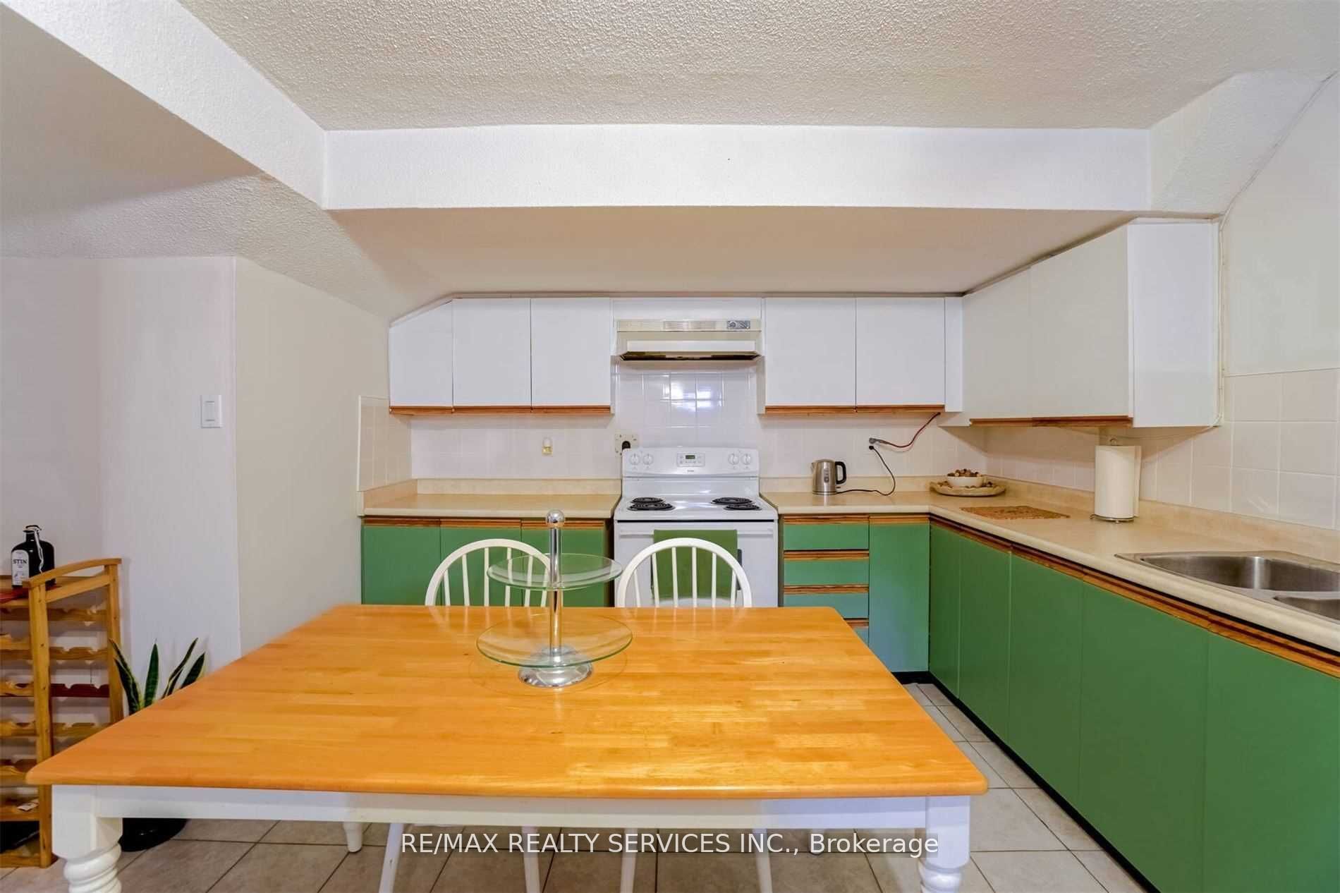 12 Judo Court Property Photo 3