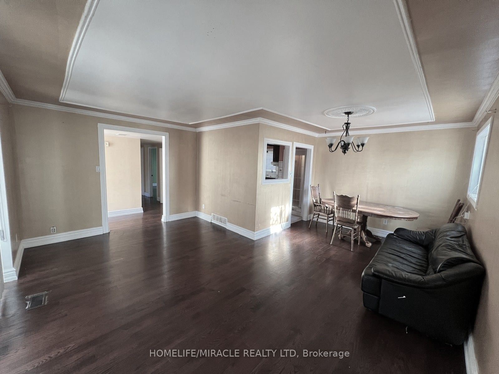 #upper - 4 Braeburn Court Property Photo 11