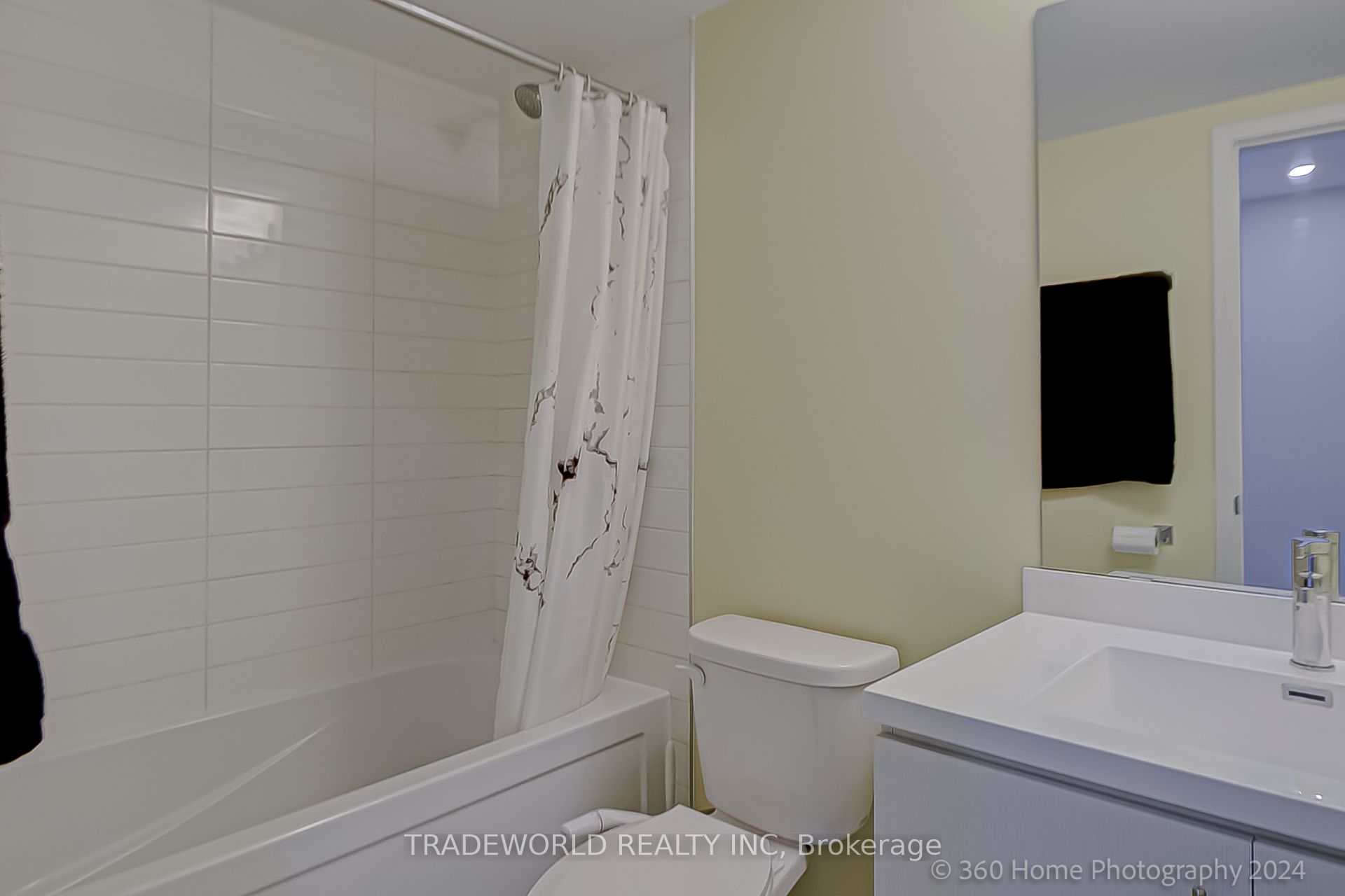 #13 - 260 Twelfth Street Property Photo 14