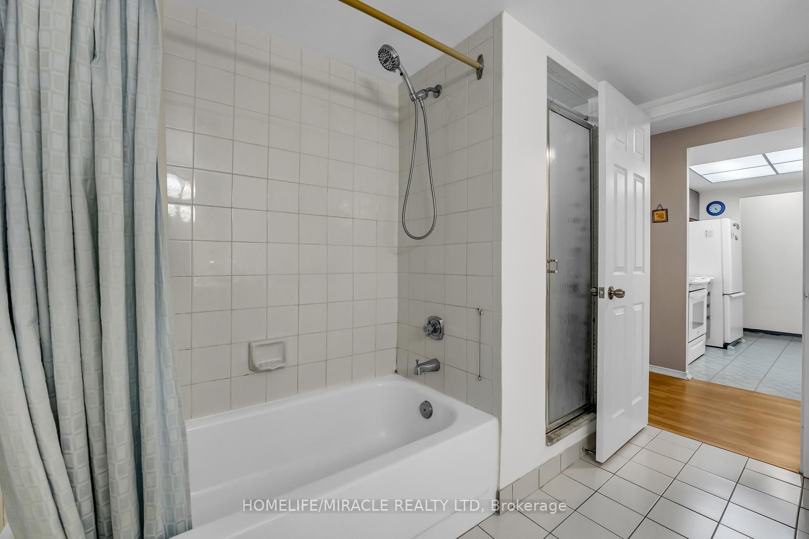 #714 - 1001 Cedarglen Gate Property Photo 32