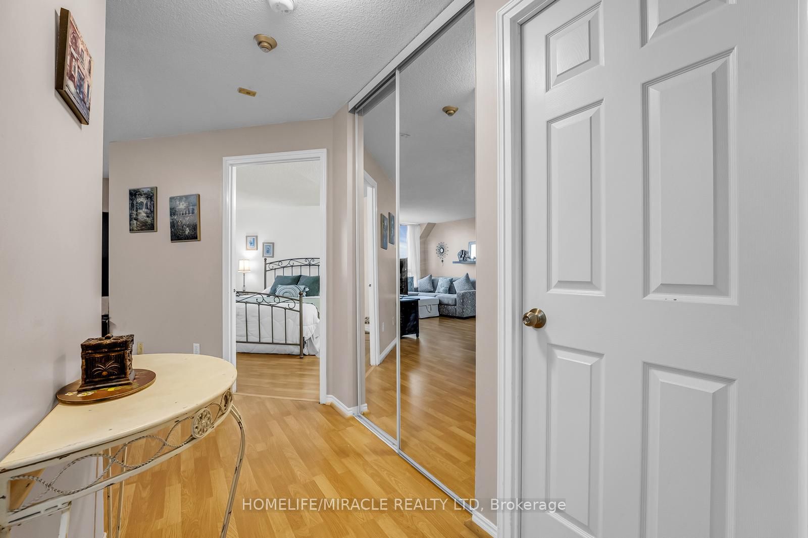 #714 - 1001 Cedarglen Gate Property Photo 40