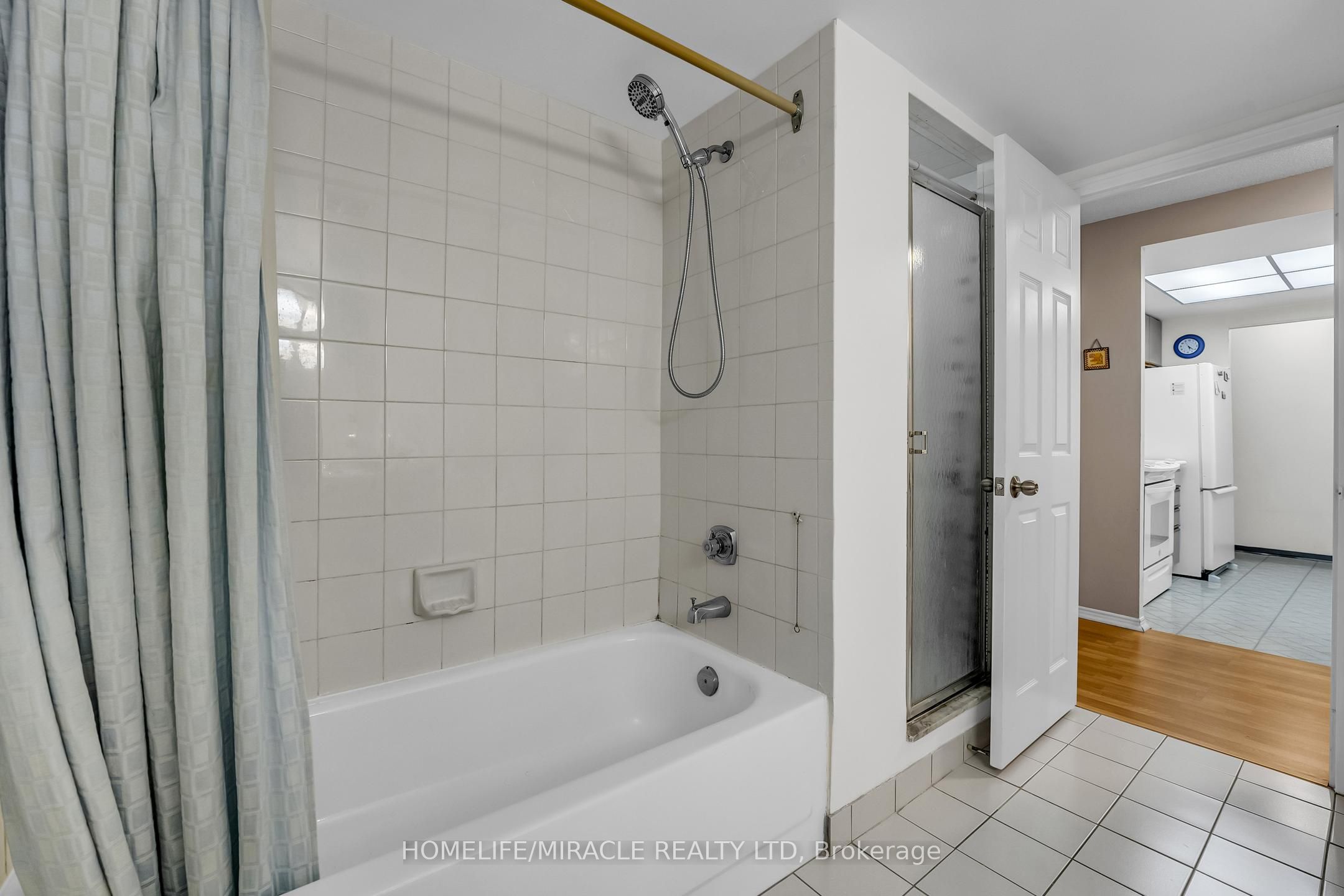 #714 - 1001 Cedarglen Gate Property Photo 59