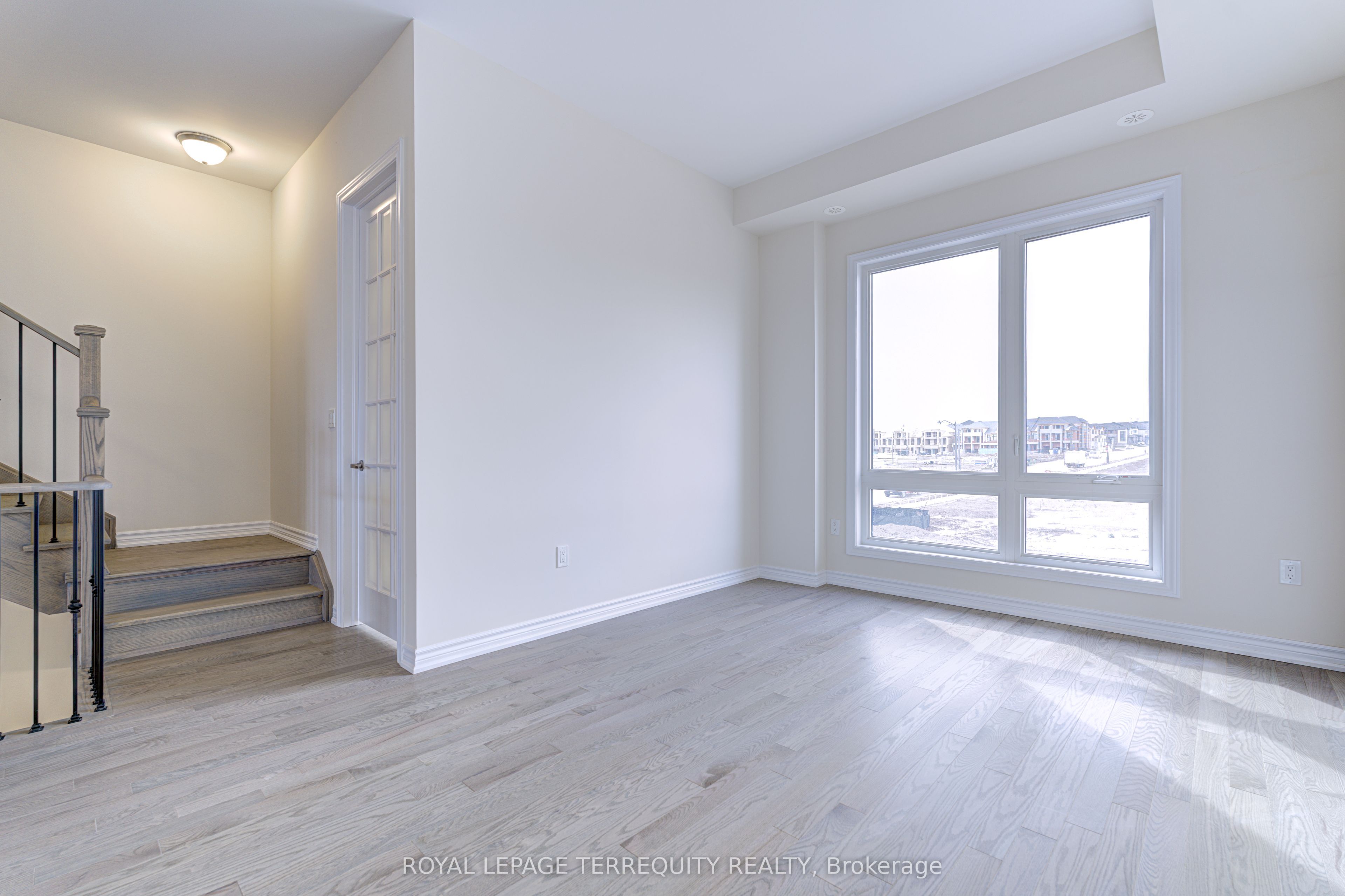 3135 Meadowridge Drive Property Photo 11