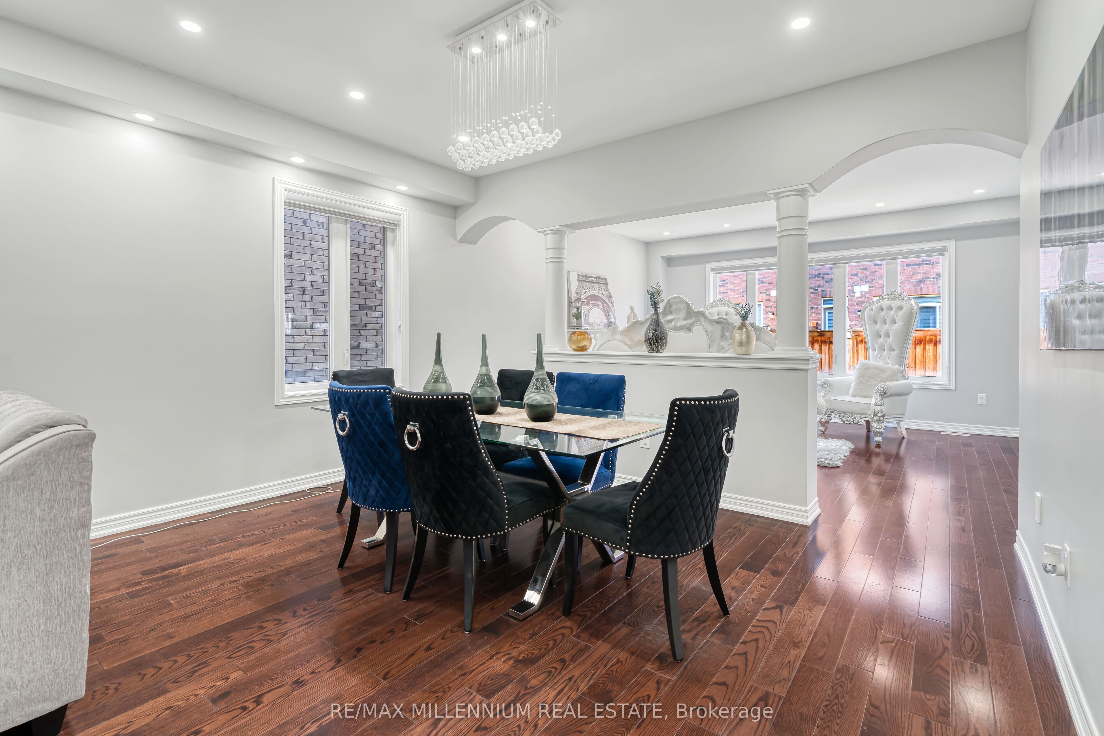 302 Buick Boulevard Property Photo 8