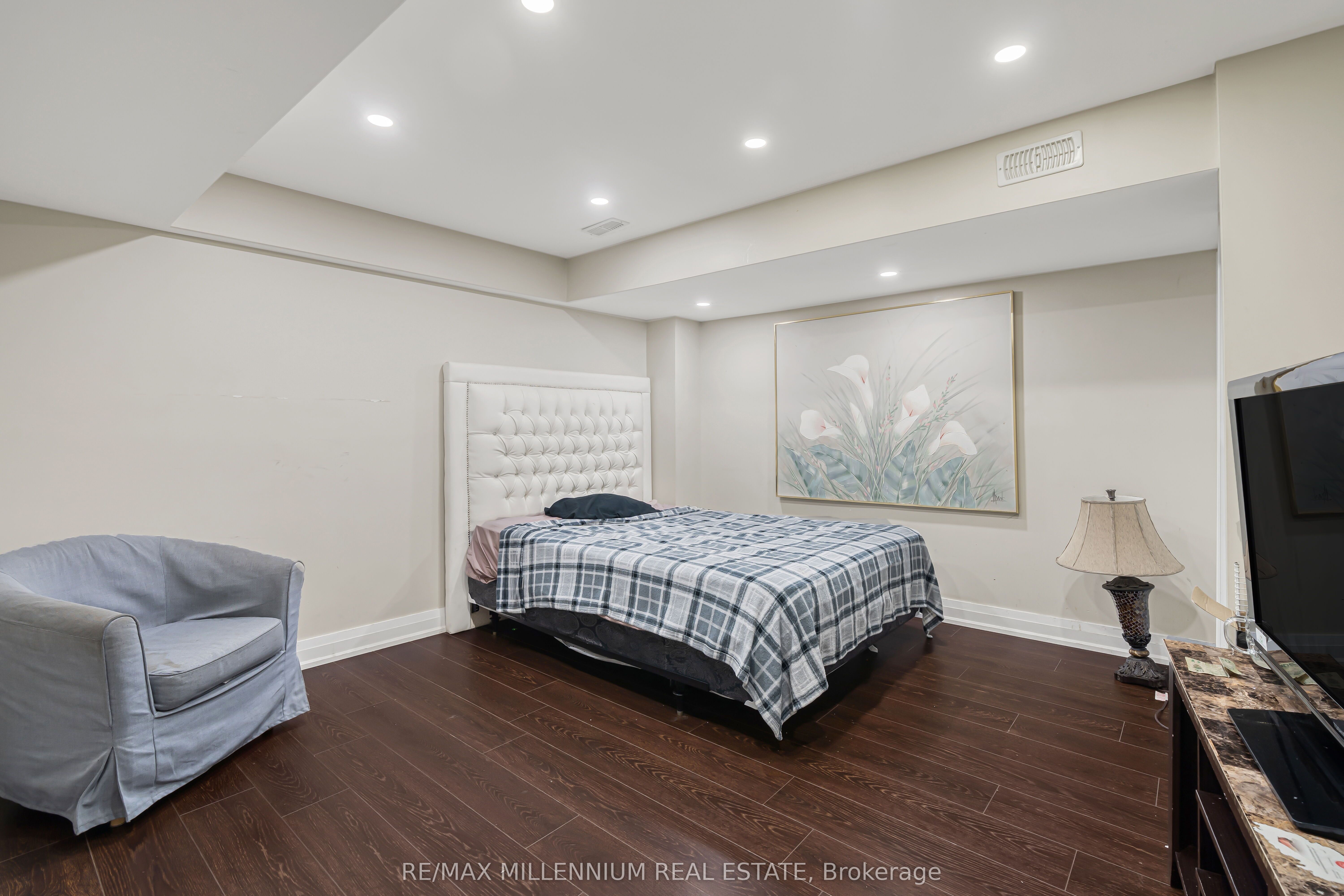 302 Buick Boulevard Property Photo 33