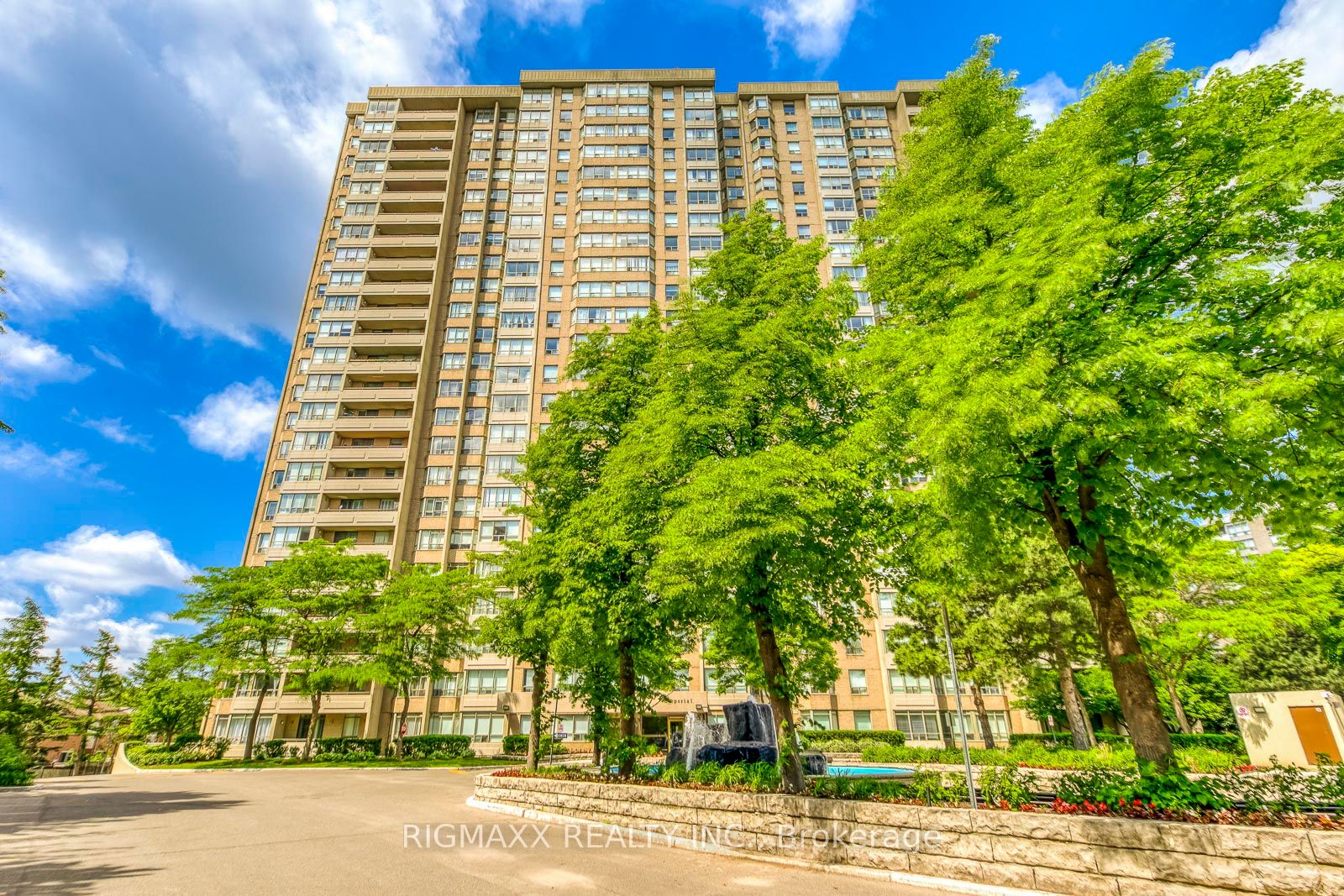 #1604 - 30 Malta Avenue Property Photo 1