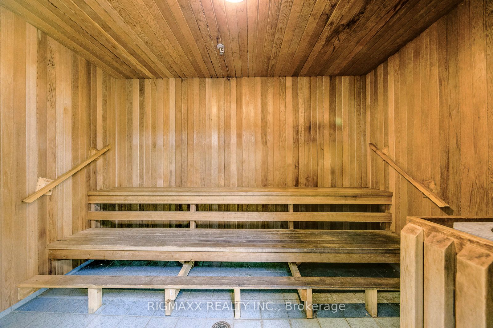 #1604 - 30 Malta Avenue Property Photo 11