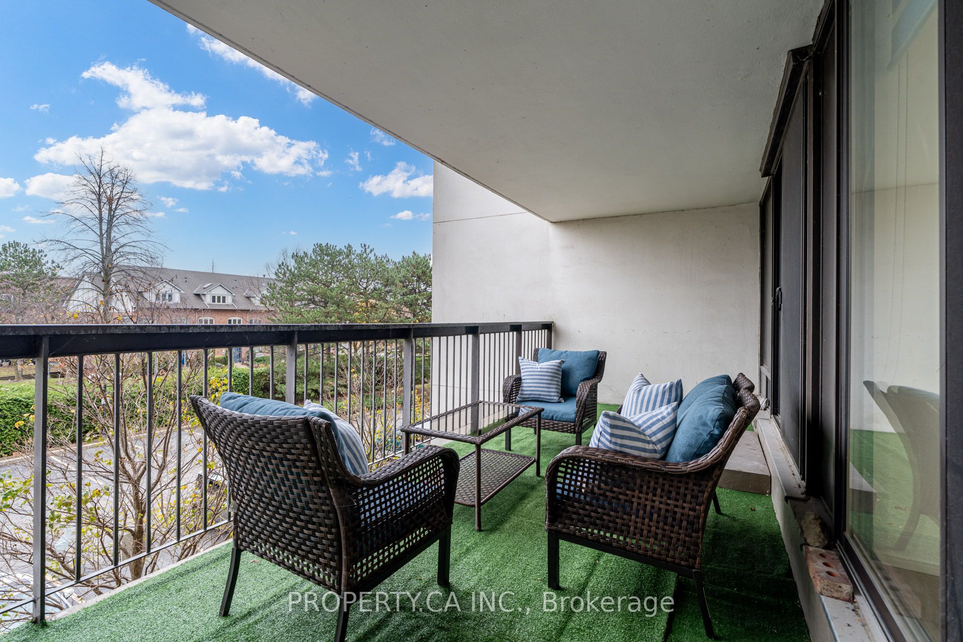 #306 - 2175 Marine Drive Property Photo 32