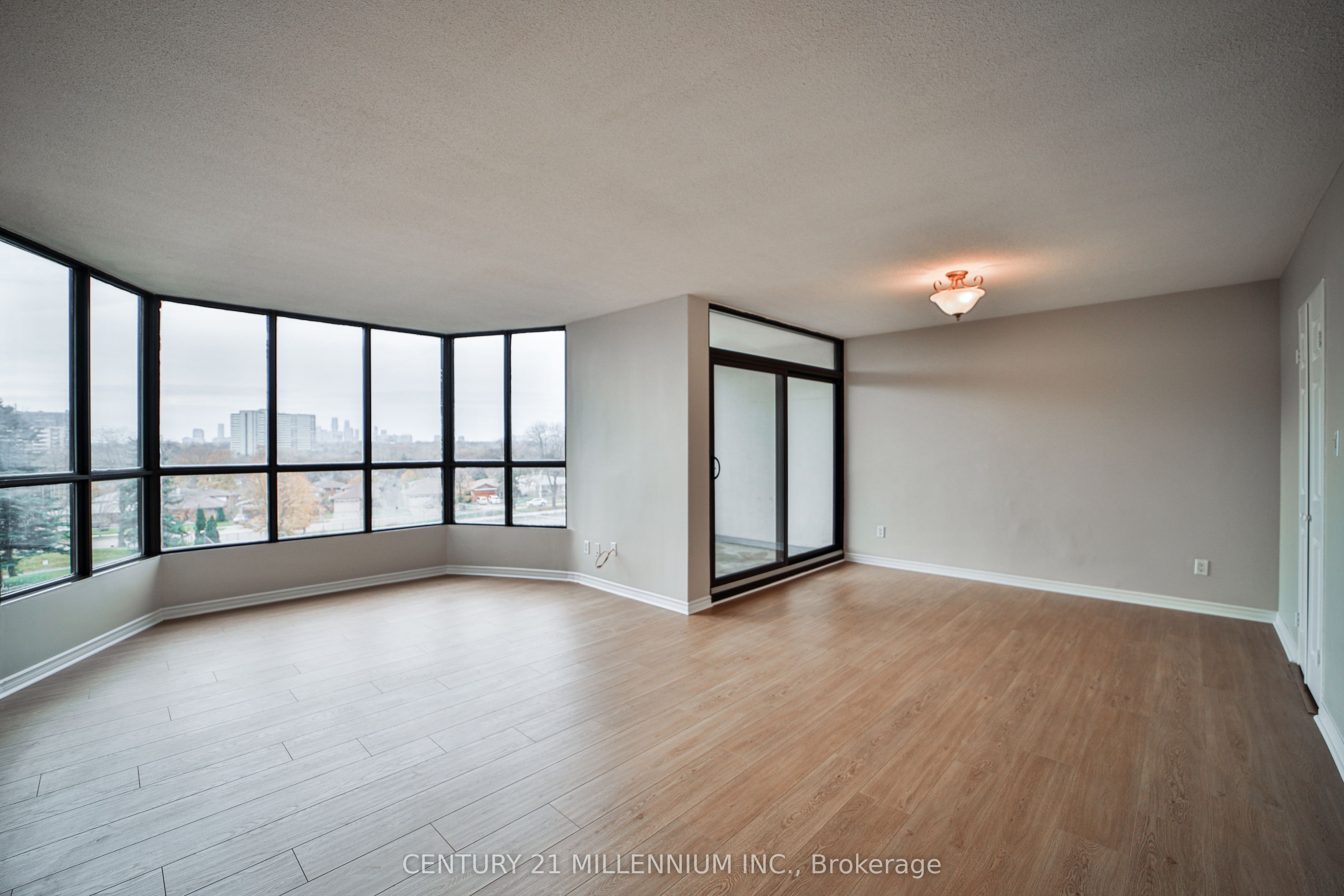 #506 - 1333 Bloor Street Property Photo 3