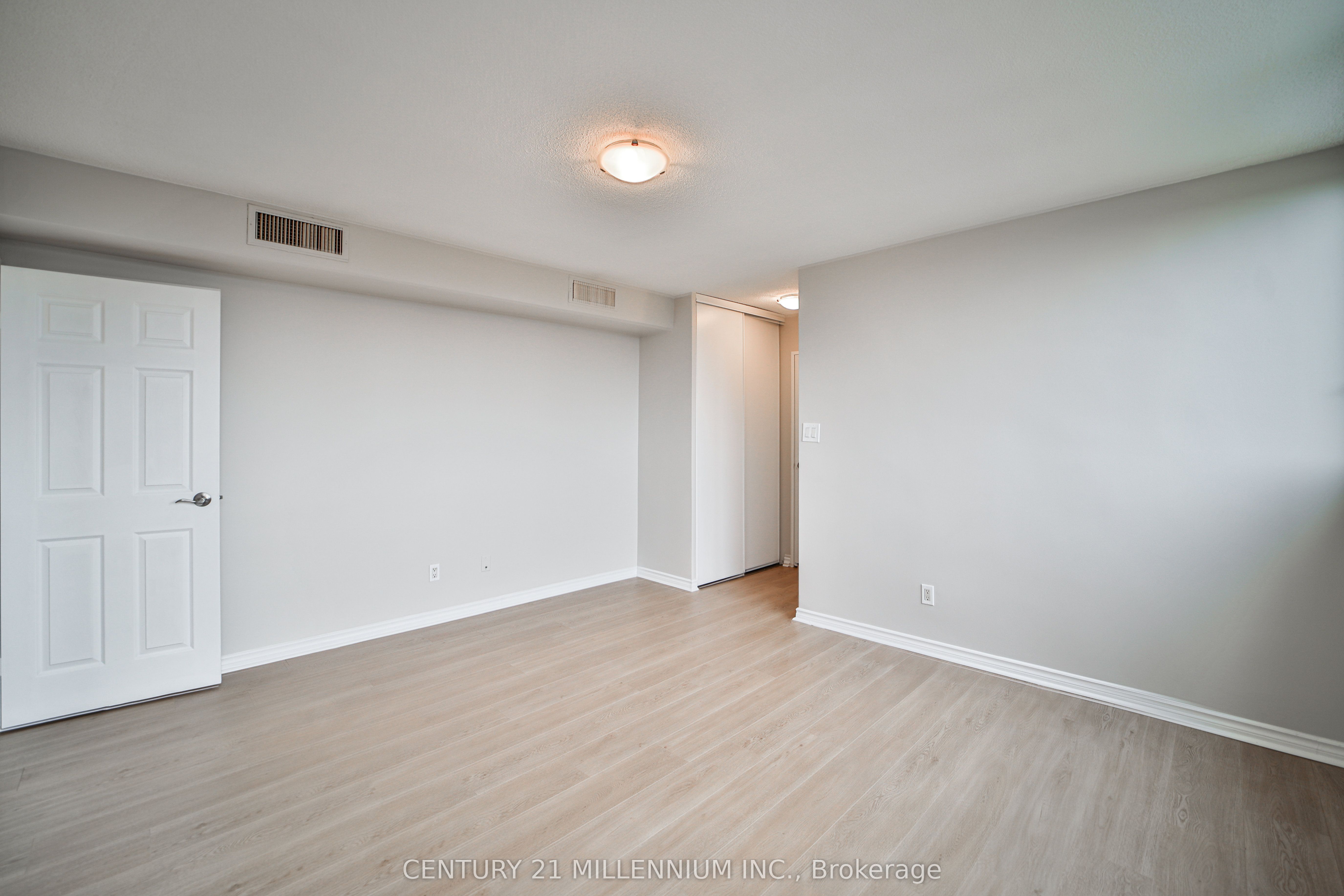 #506 - 1333 Bloor Street Property Photo 11