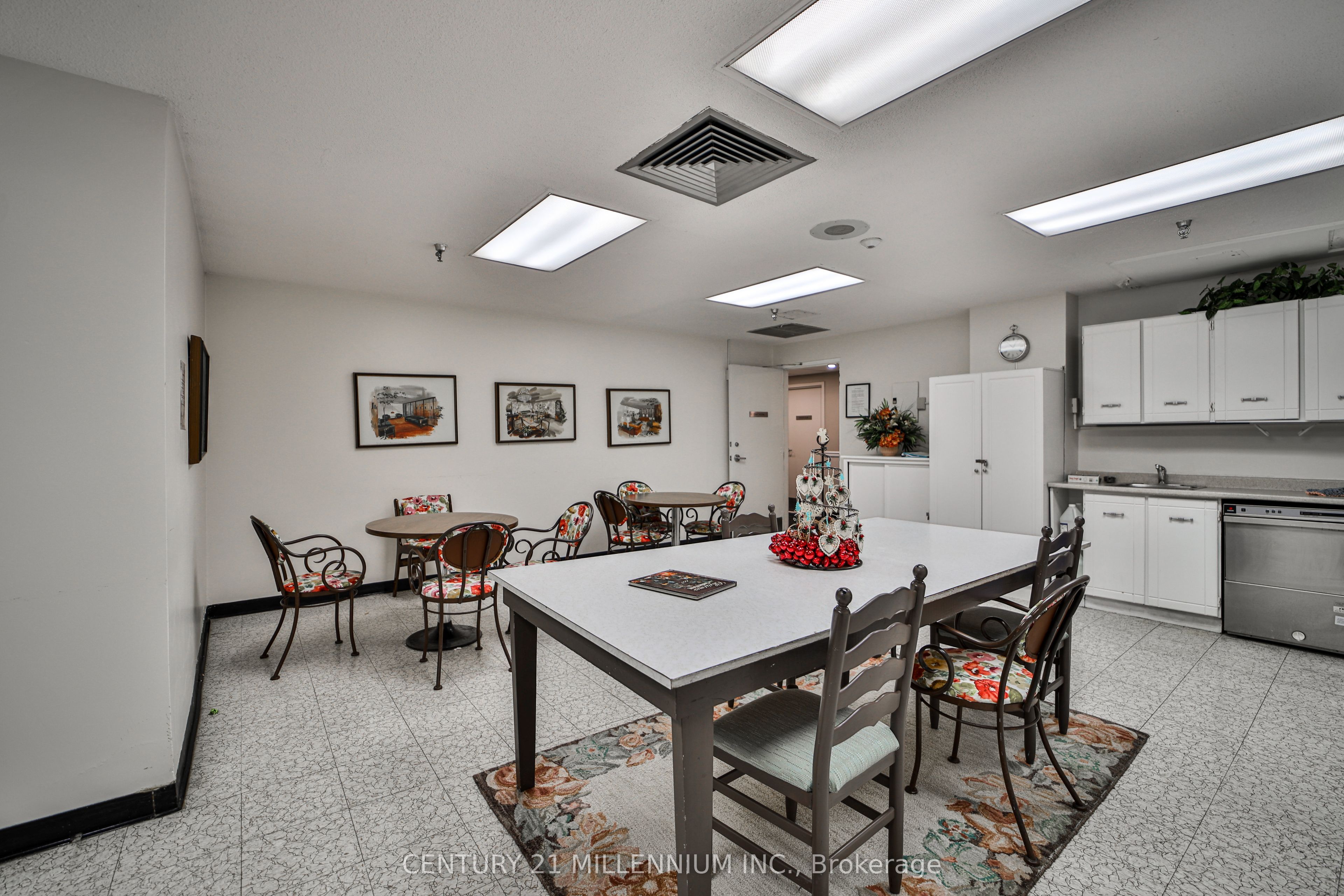 #506 - 1333 Bloor Street Property Photo 35