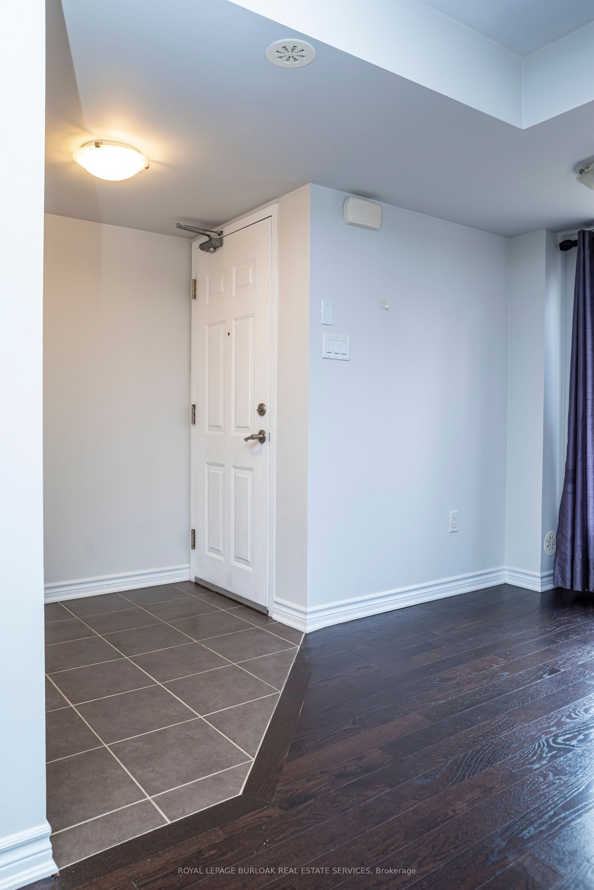 #59 - 2441 Greenwich Drive Property Photo 5