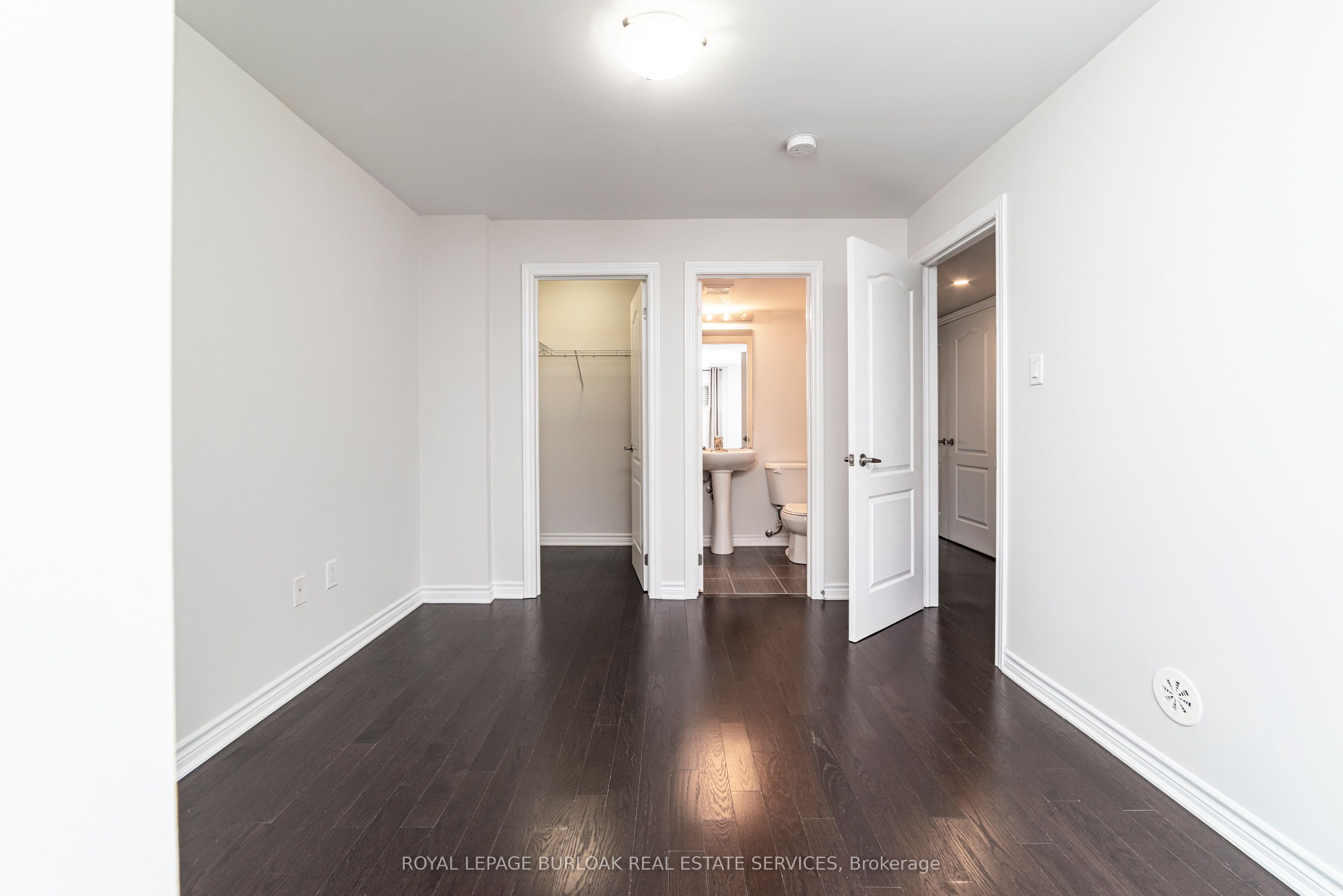 #59 - 2441 Greenwich Drive Property Photo 17