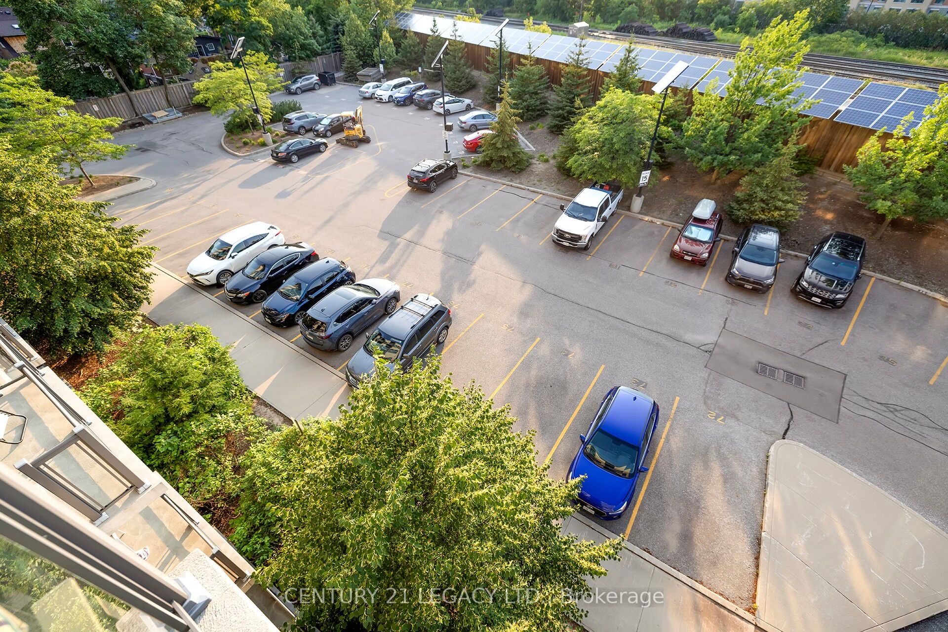 #424 - 383 Main Street Property Photo 42