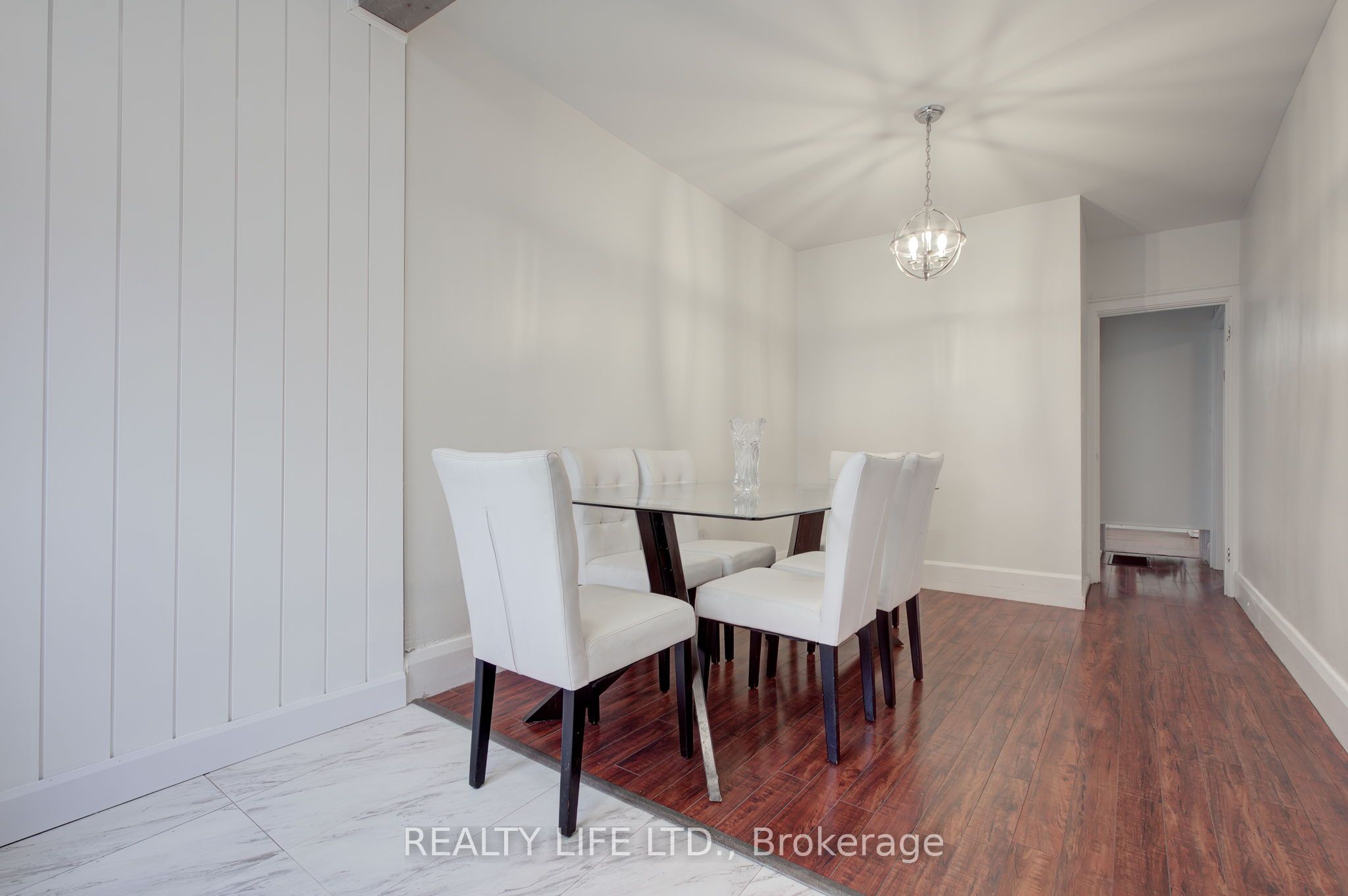 293 Melrose Street Property Photo 6