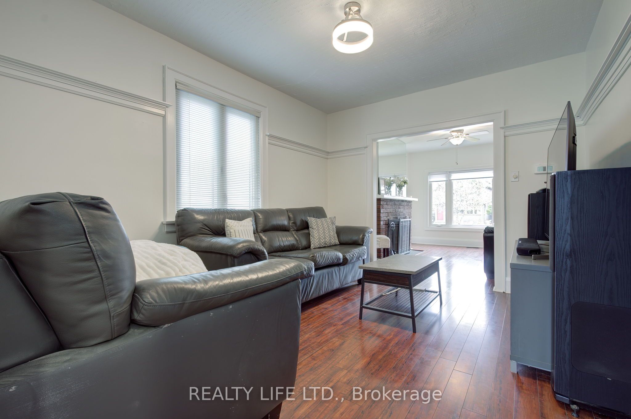 293 Melrose Street Property Photo 9