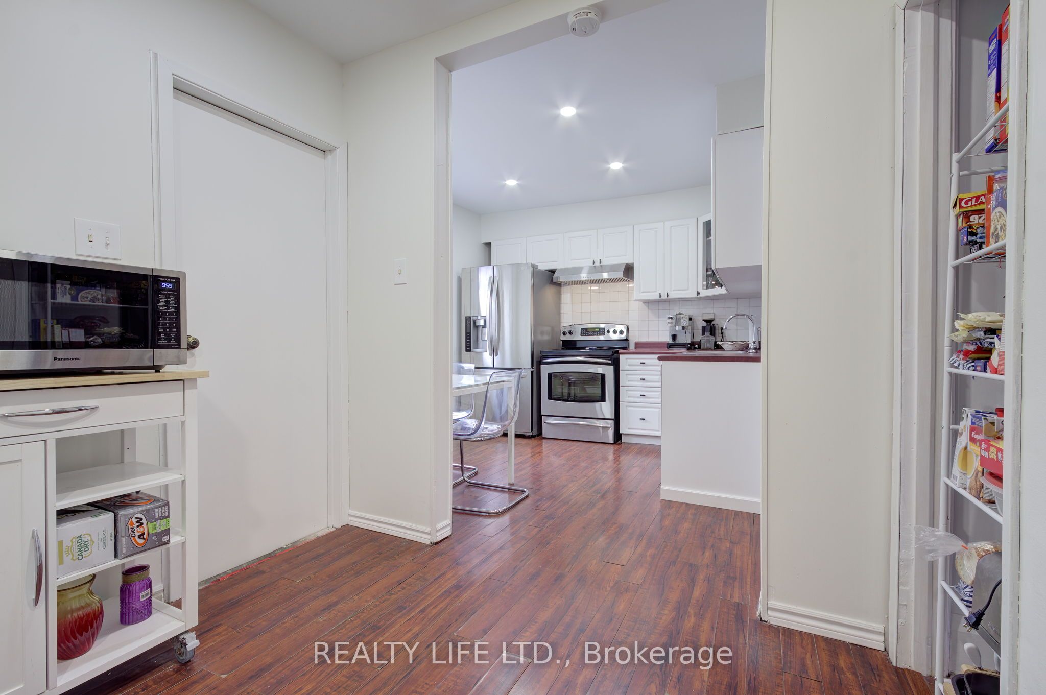 293 Melrose Street Property Photo 14