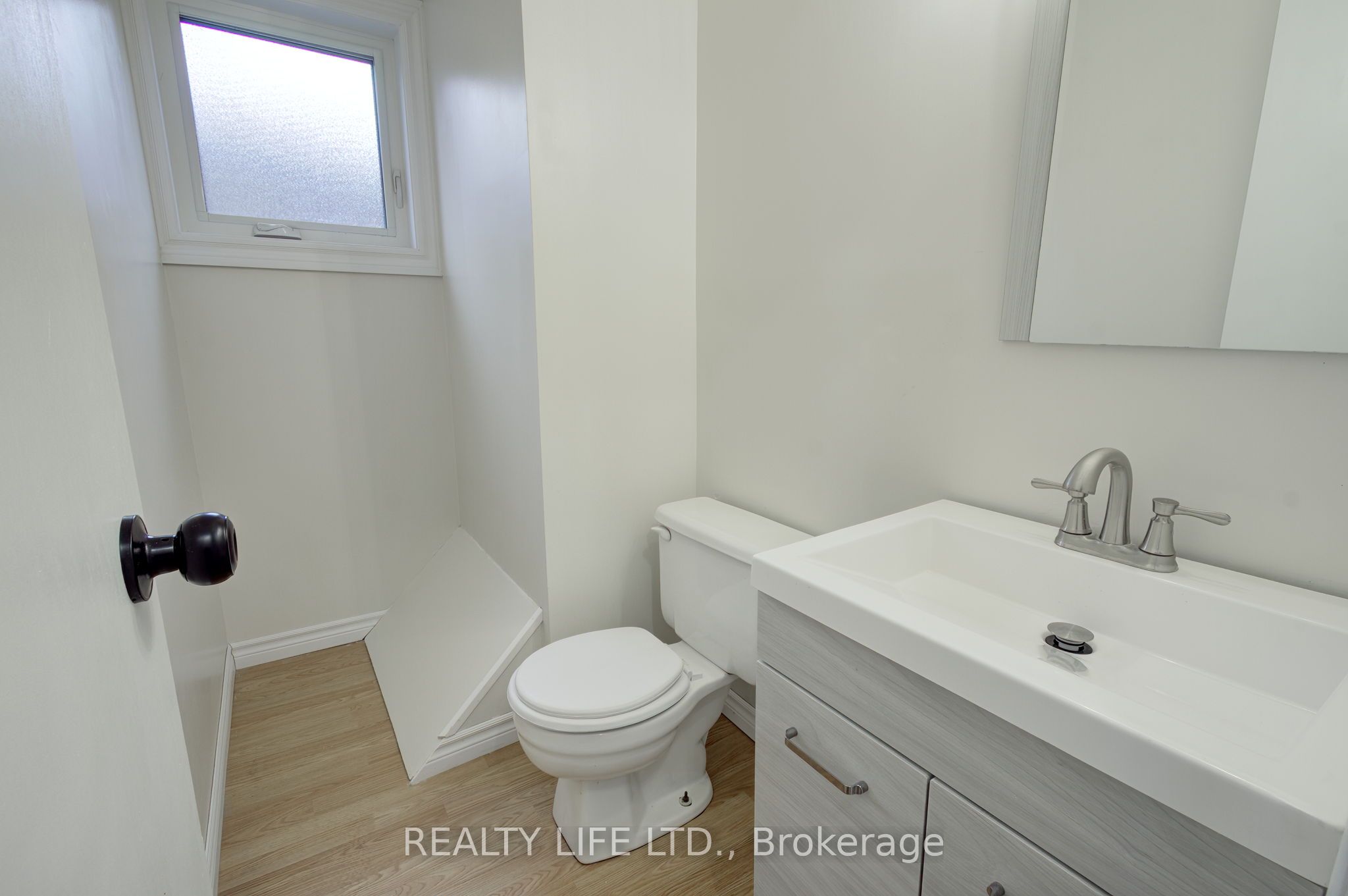 293 Melrose Street Property Photo 24