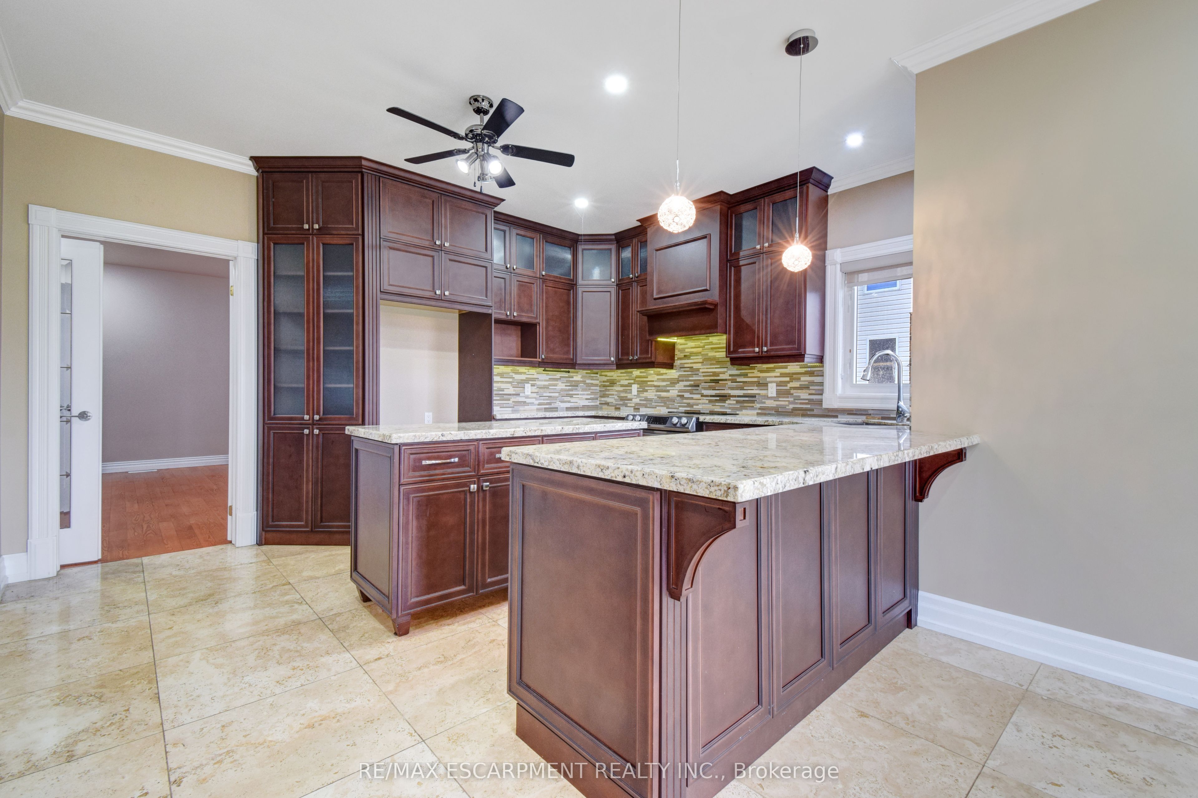 9153 Eighth Line Property Photo 8