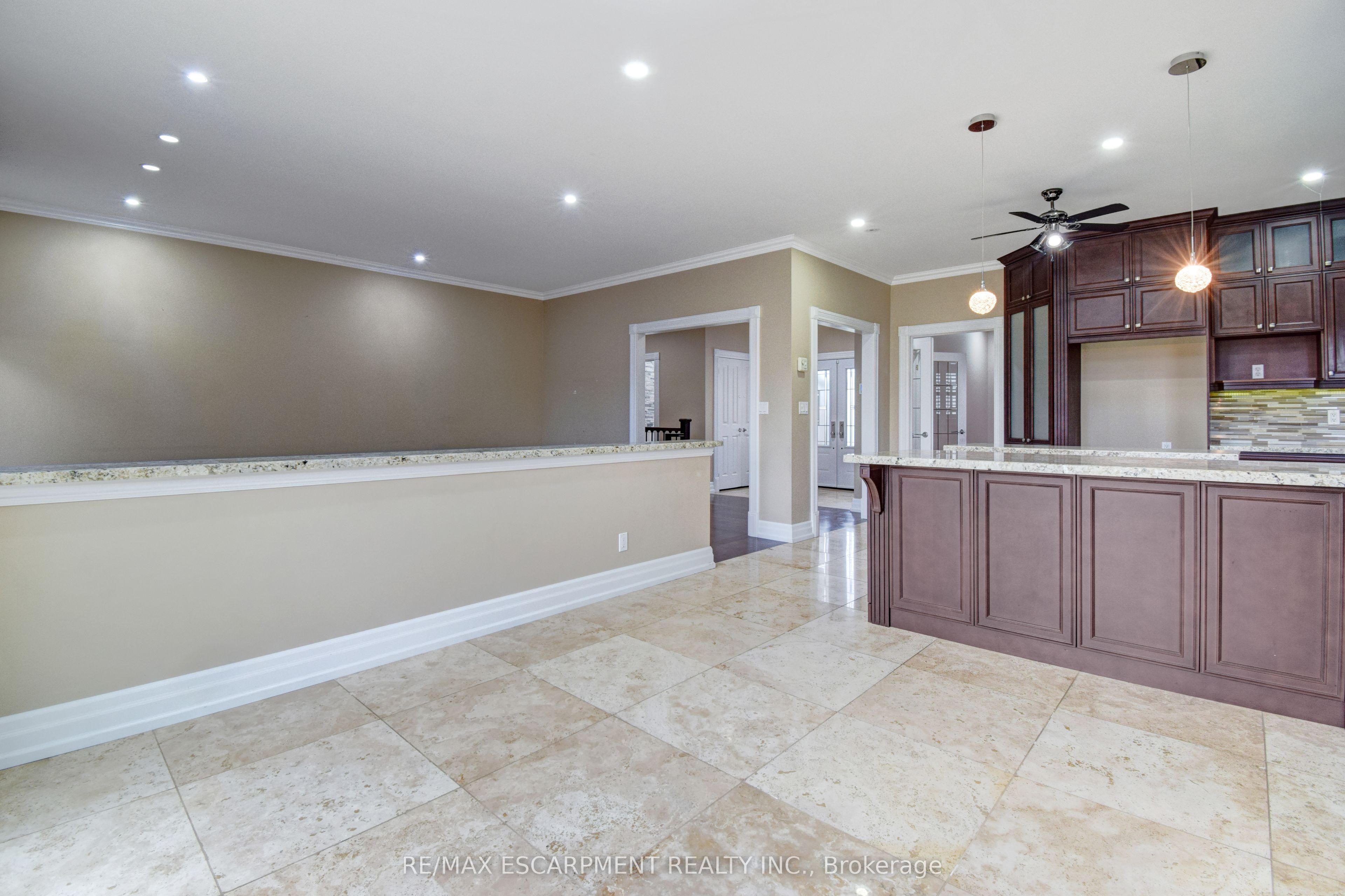 9153 Eighth Line Property Photo 13