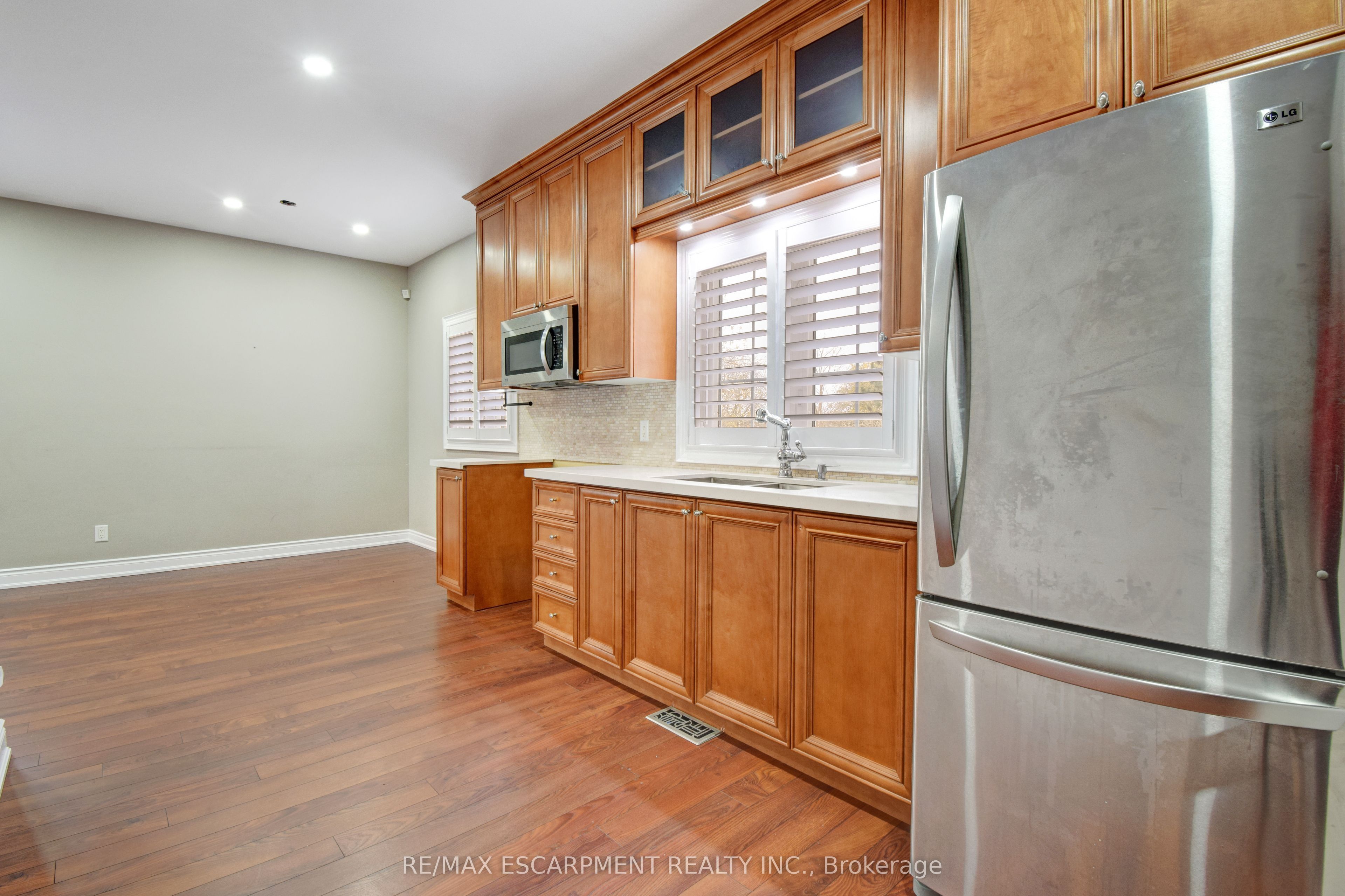 9153 Eighth Line Property Photo 23
