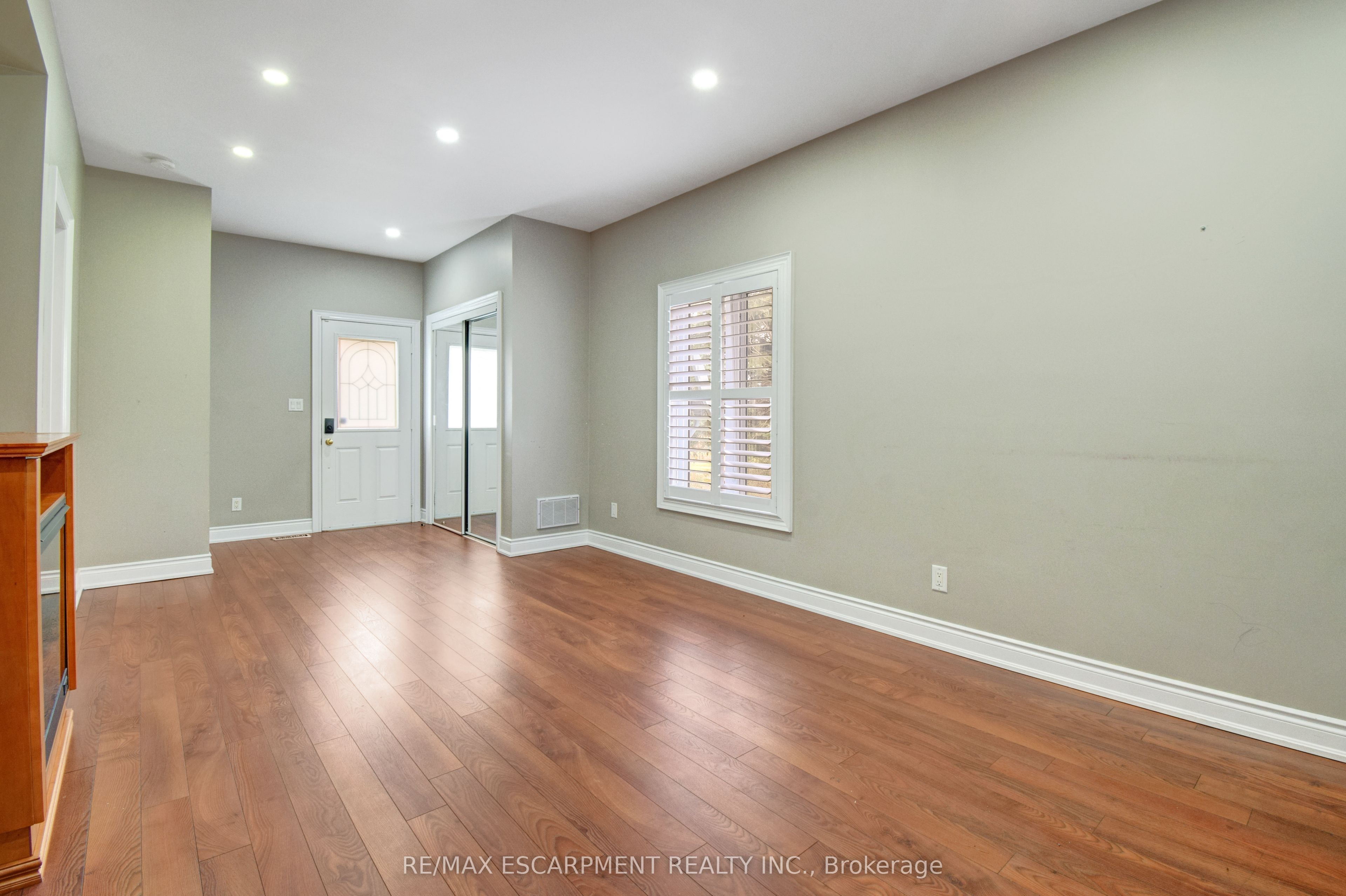 9153 Eighth Line Property Photo 24