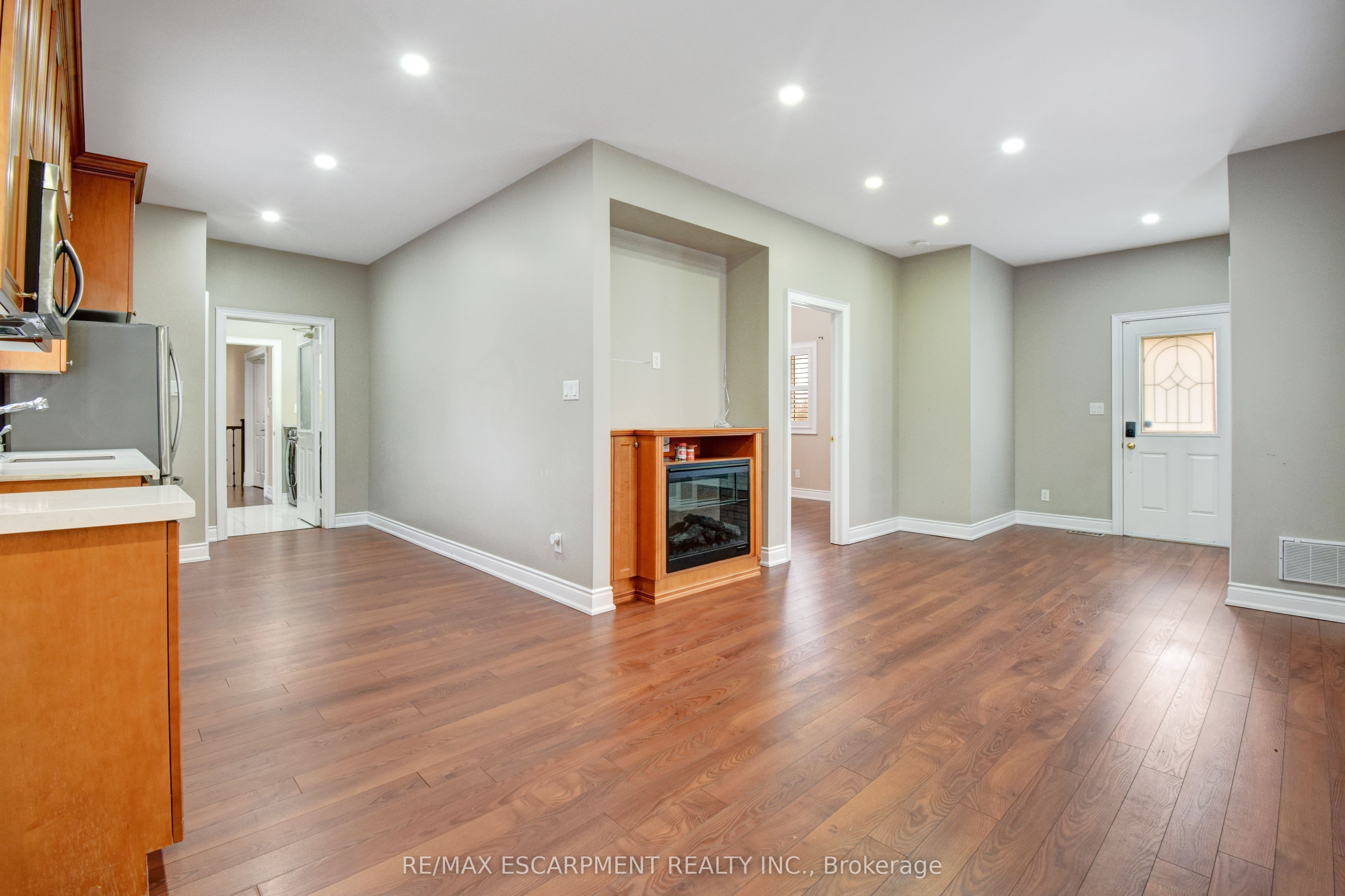 9153 Eighth Line Property Photo 25