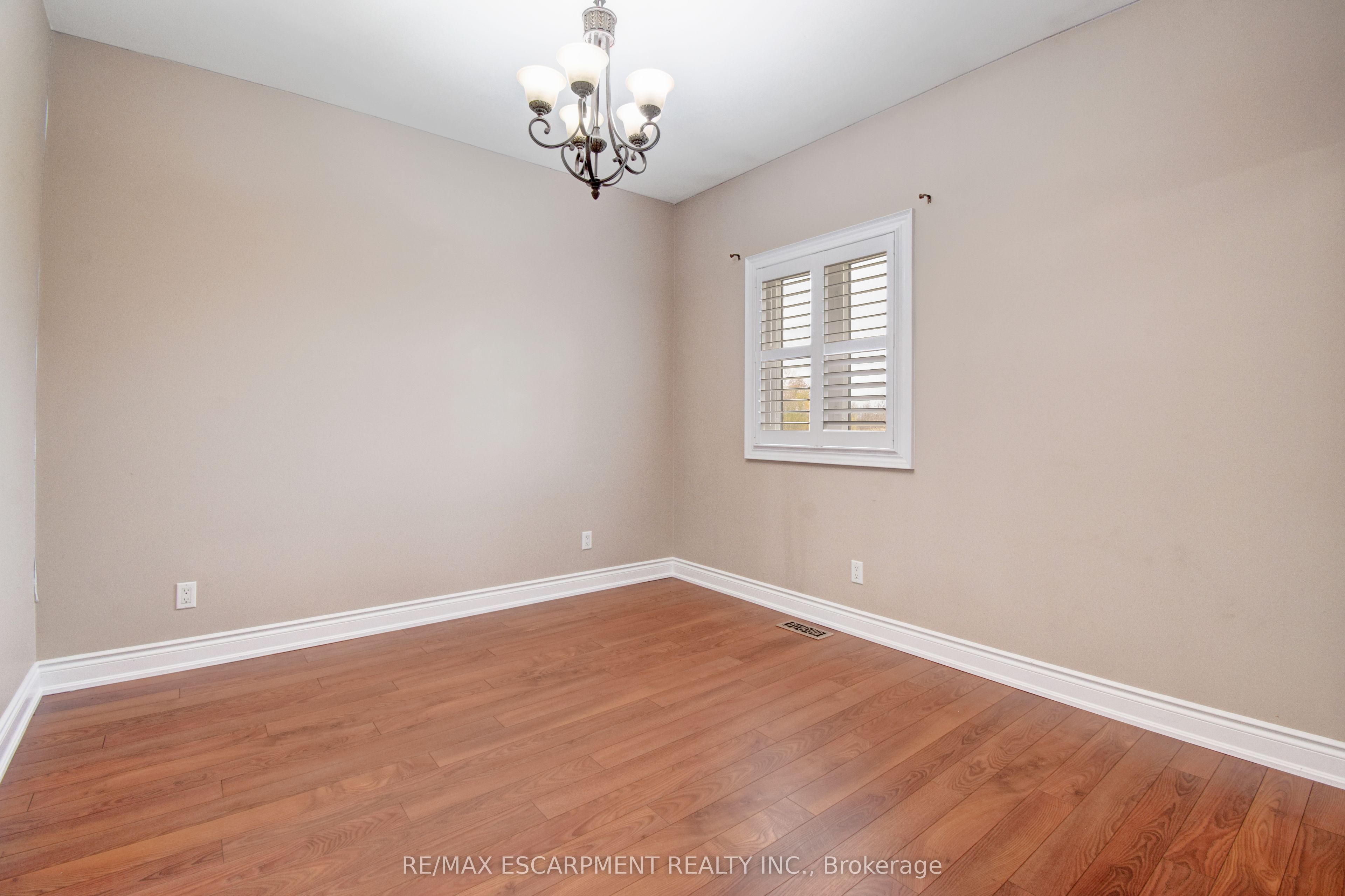 9153 Eighth Line Property Photo 26
