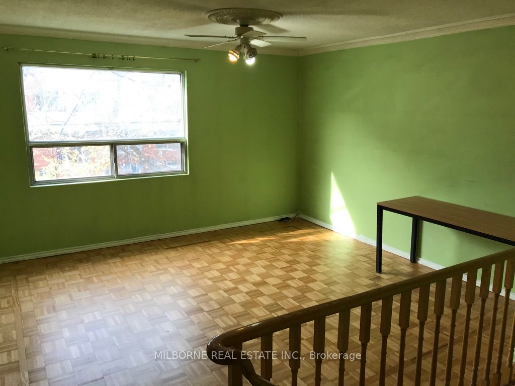123 Perth Avenue Property Photo 4