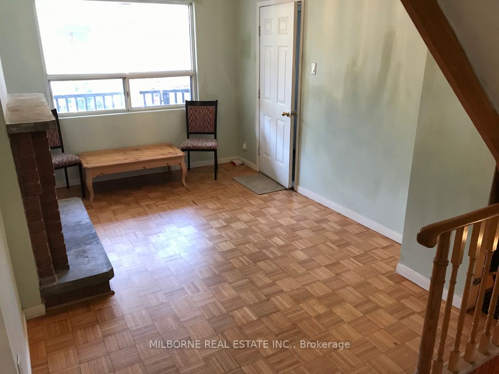 123 Perth Avenue Property Photo 18