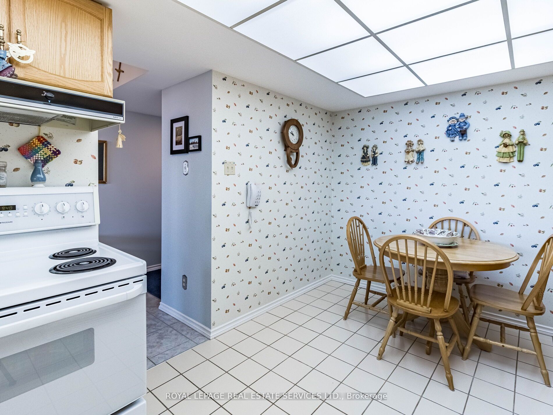 #1002 - 320 Mill Street Property Photo 16