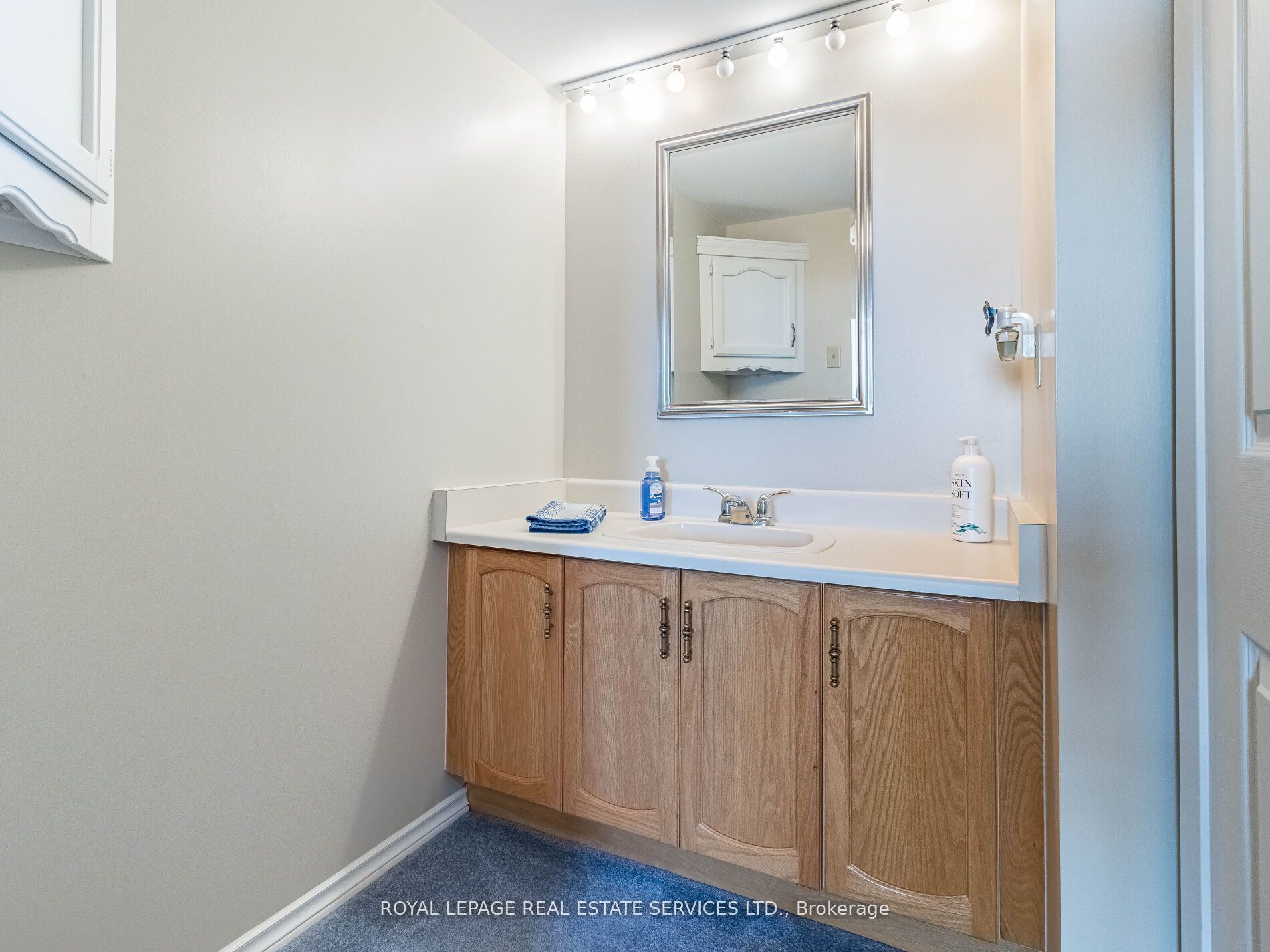 #1002 - 320 Mill Street Property Photo 22