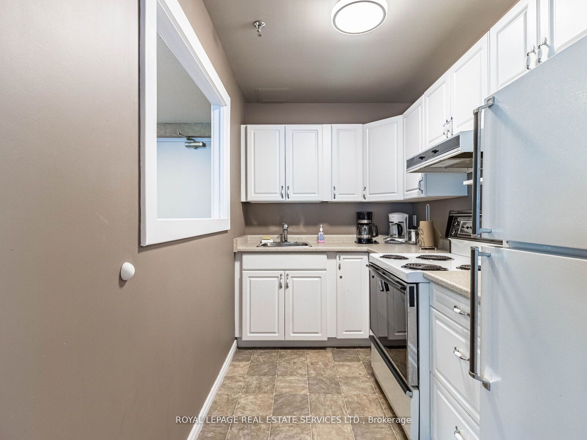 #1002 - 320 Mill Street Property Photo 31