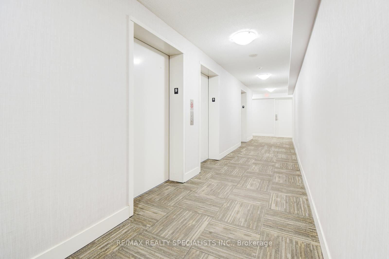 #908 - 1410 Dupont Street Property Photo 5