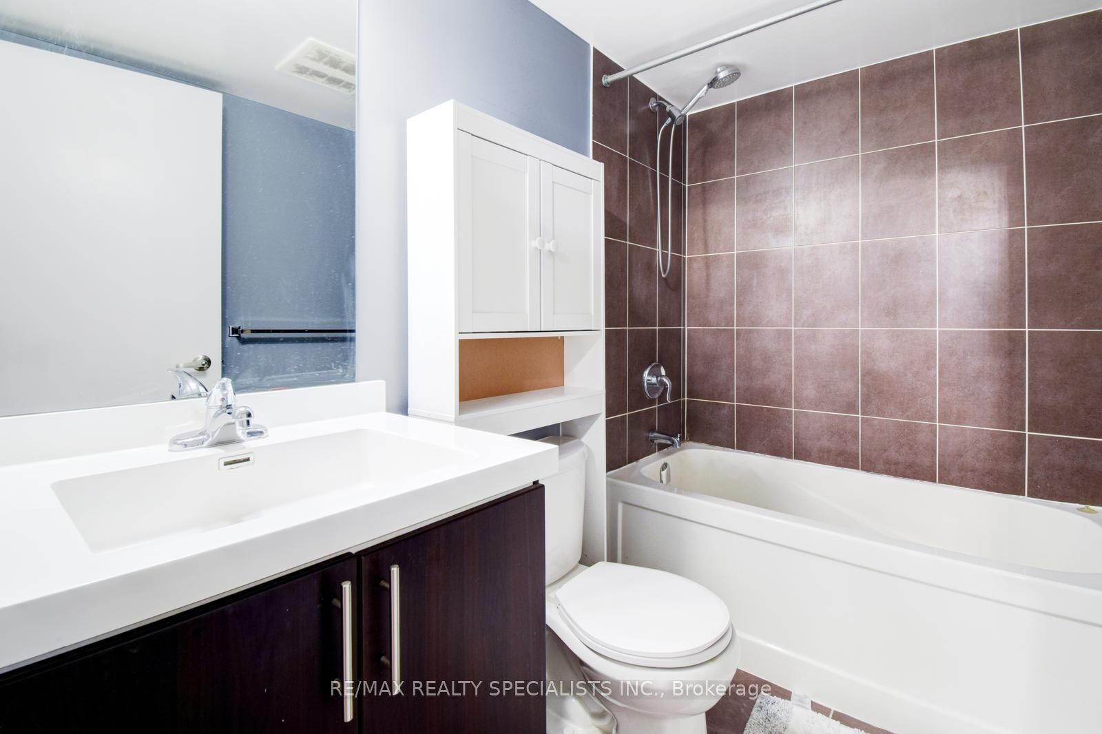 #908 - 1410 Dupont Street Property Photo 18