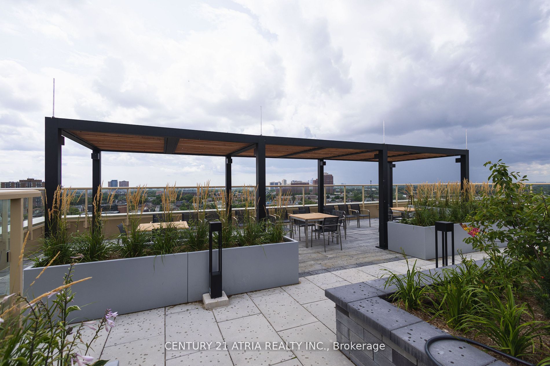 #224 - 1787 St Clair Avenue Property Photo 3